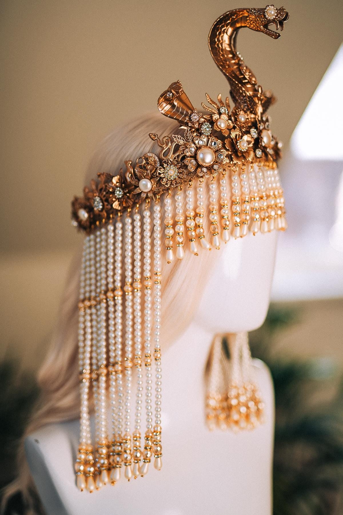 Cleopatra Pearl Crown, Egyptian Queen Crown, Festival Headpiece, Carnival Cleopatra Crown, Luxury Carnival Crown, Halloween Cleopatra Crown