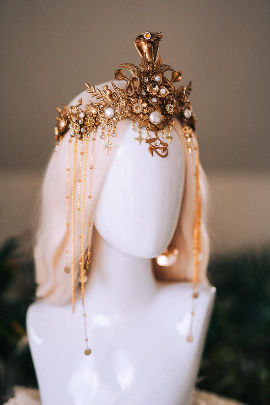 Cleopatra Earrings Gold Serpent Jewelry Egyptian Snake Earrings Festival Statement Pearls Goddess Costume Jewelry for Carnival Halloween