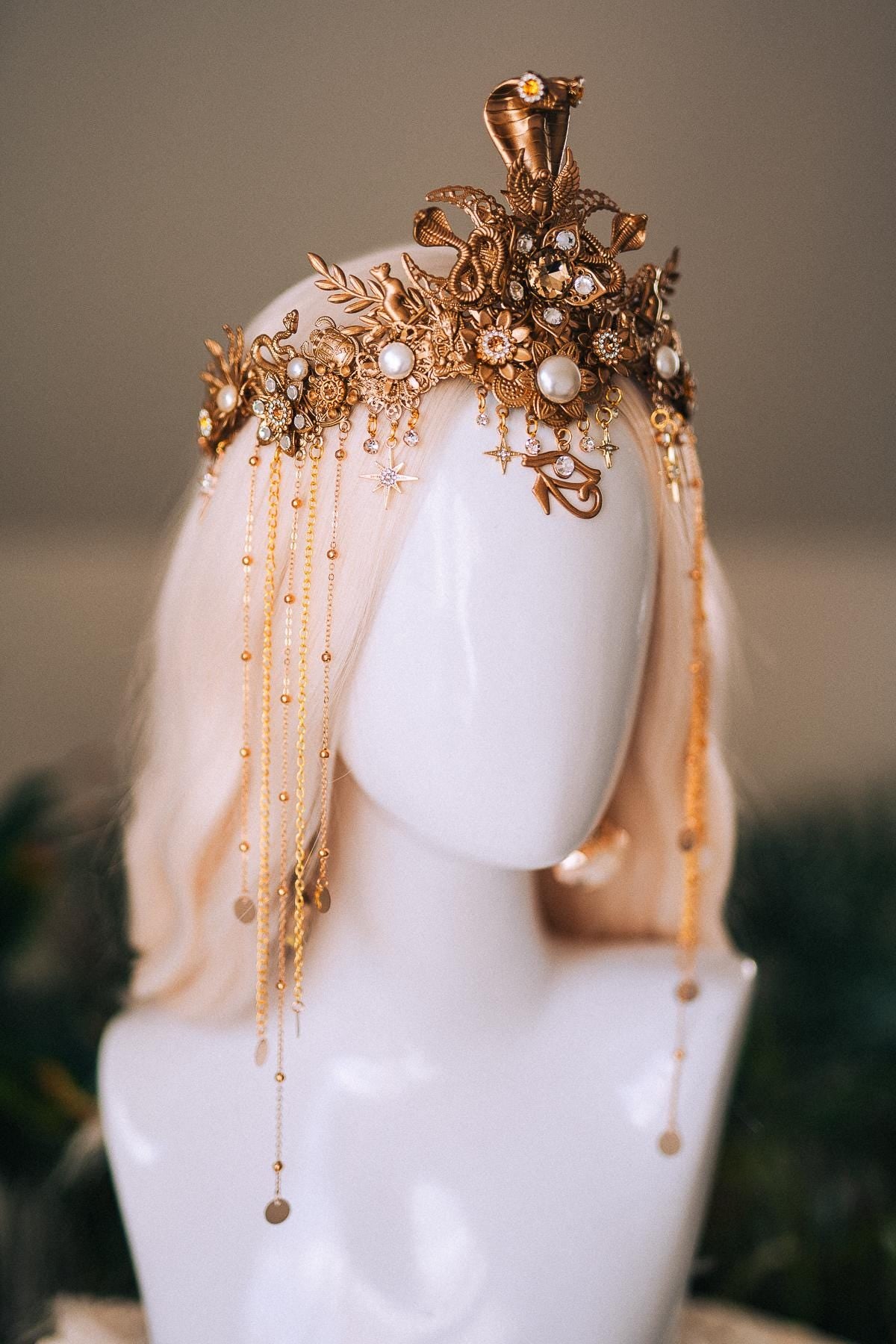 Cleopatra Earrings Gold Serpent Jewelry Egyptian Snake Earrings Festival Statement Pearls Goddess Costume Jewelry for Carnival Halloween