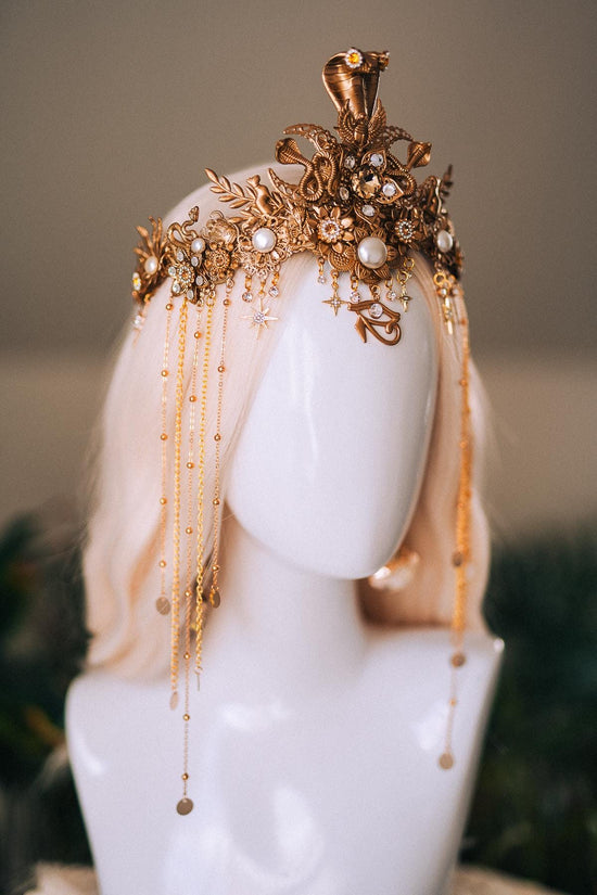 Cleopatra Earrings Gold Serpent Jewelry Egyptian Snake Earrings Festival Statement Pearls Goddess Costume Jewelry for Carnival Halloween