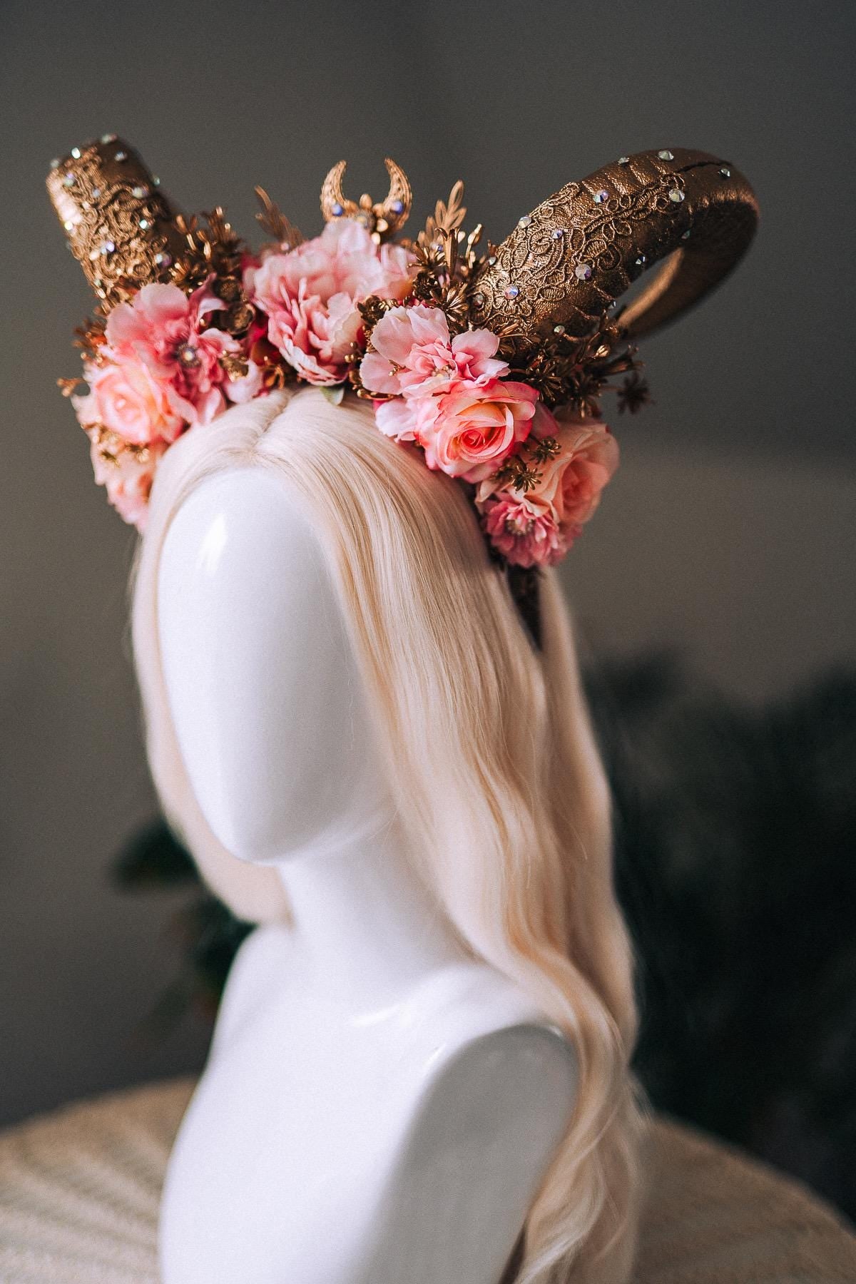 Zodiac Sign, Birthday Headband, B-day Crown, Capricorn crown, Zodiac, Headband, Headpiece, Horns, Tiara, Flower crown, Flower Horns
