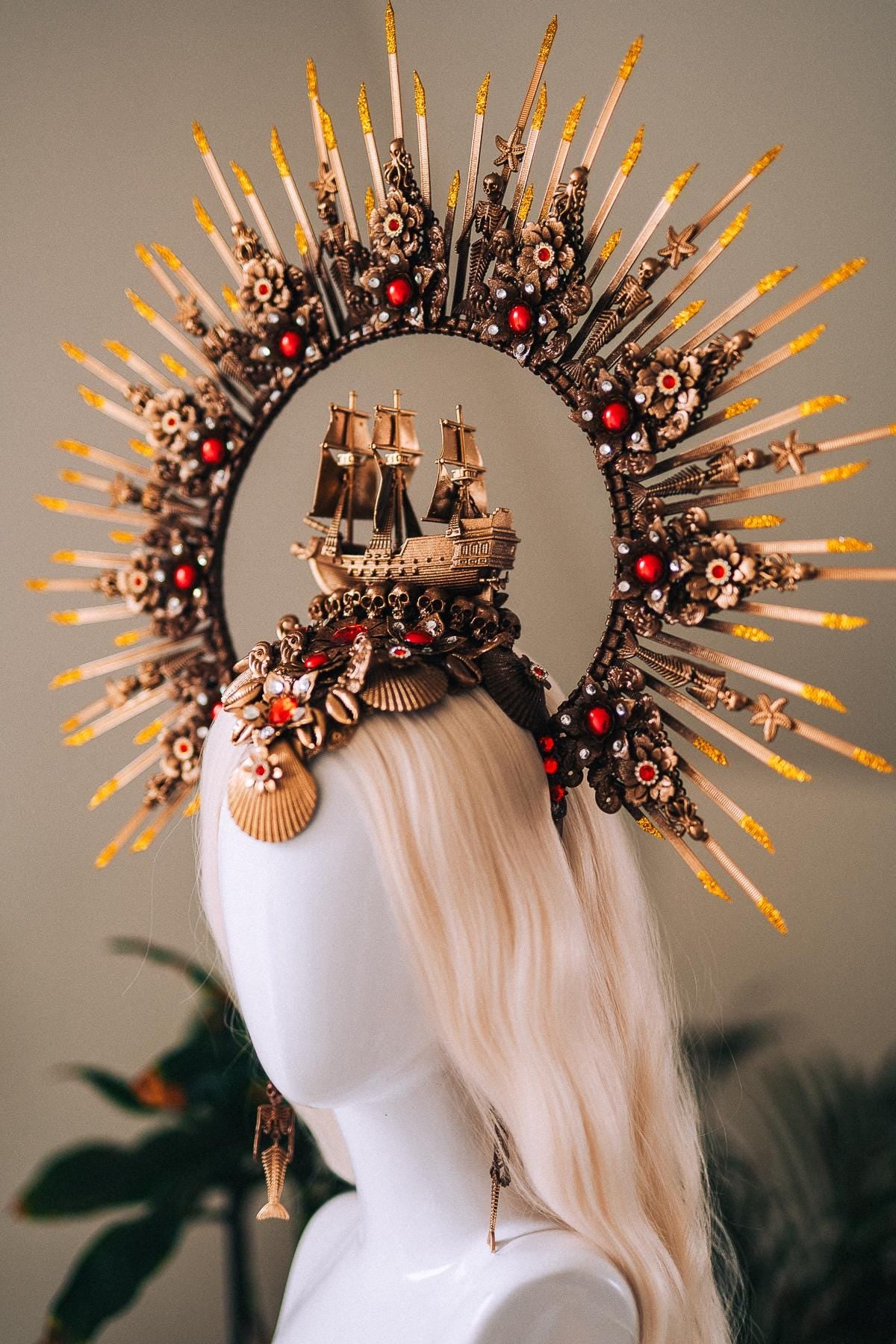 Gold Pirate Ship Halo Crown With Earrings Red Gem Skull Headpiece Ocean Goddess Costume Sea Queen Crown Fantasy Festival Headpiece