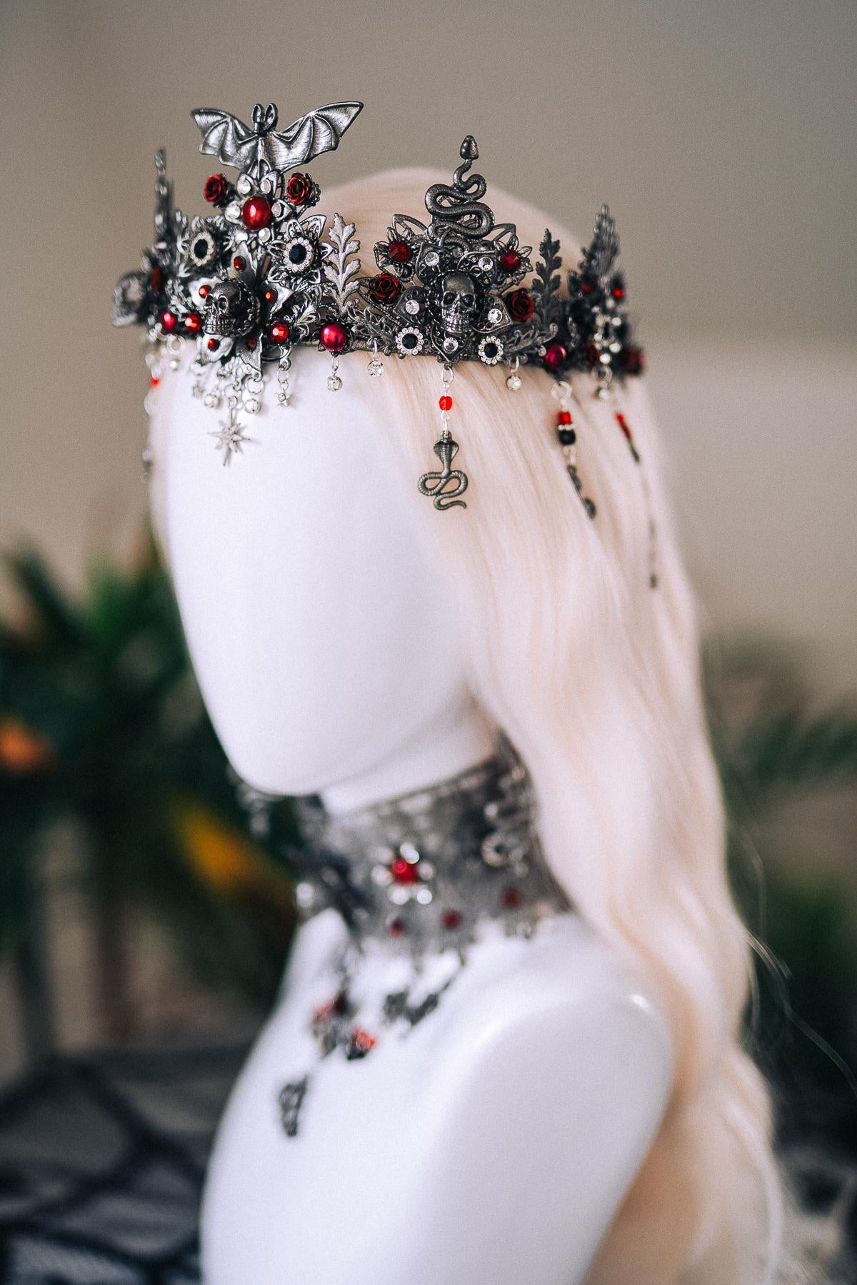 Vampire Queen Crown Gothic Bat Skull Red Roses Filigree Black Silver Halloween Tiara Dark Royal Headpiece Festival Costume