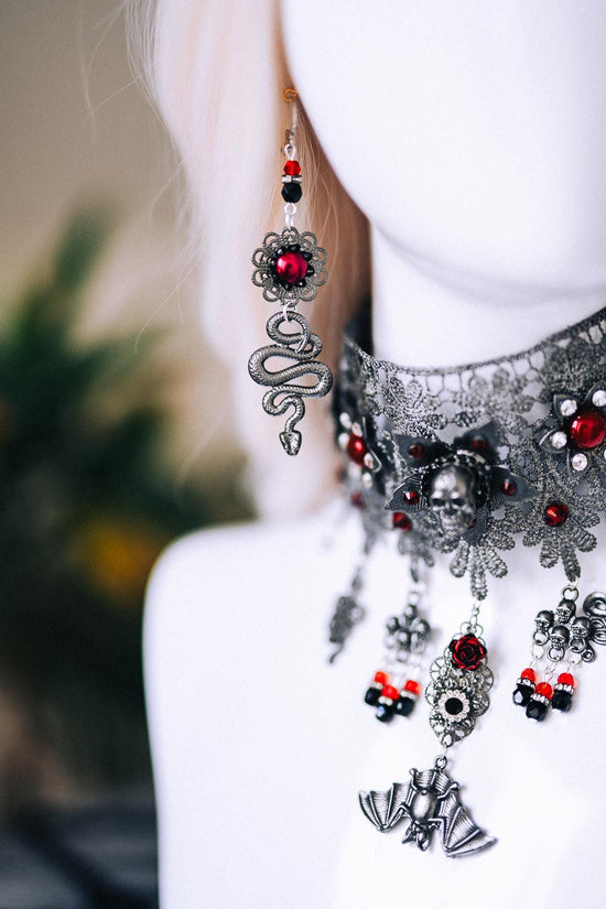 Vampire Queen Choker Gothic Lace Skull Bat Red Crystals Black Silver Necklace Halloween Dark Royal Jewelry