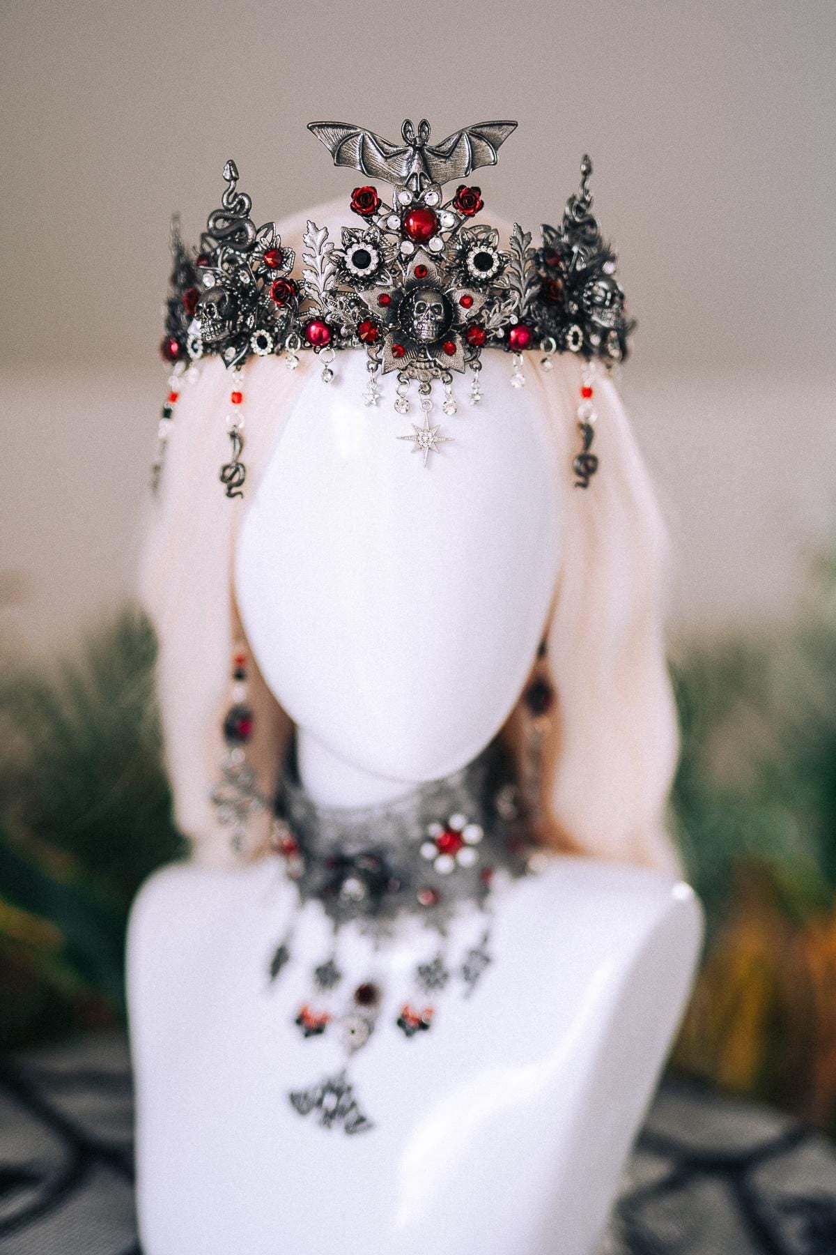 Vampire Queen Choker Gothic Lace Skull Bat Red Crystals Black Silver Necklace Halloween Dark Royal Jewelry