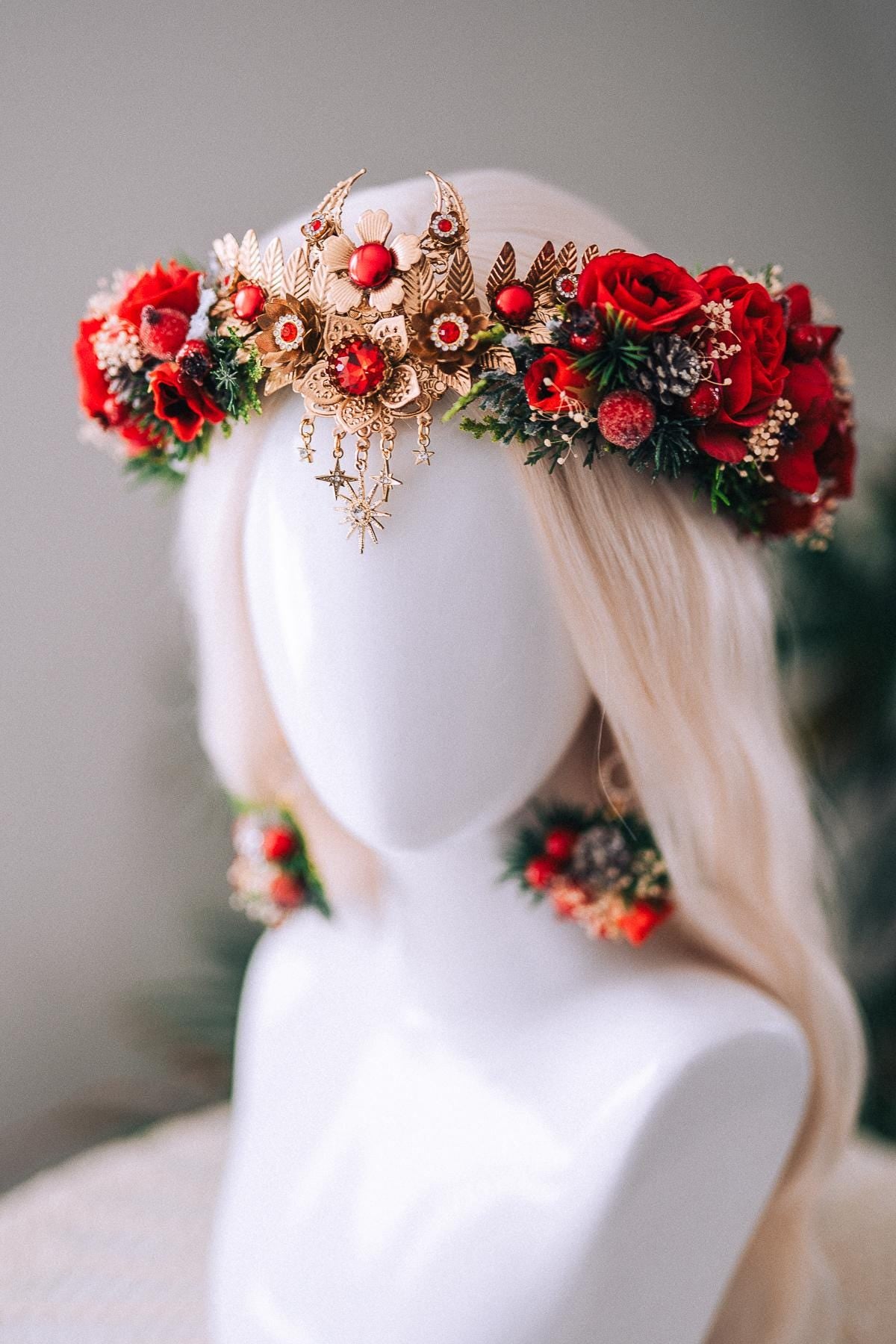 Christmas Floral Earrings Red Roses Gold