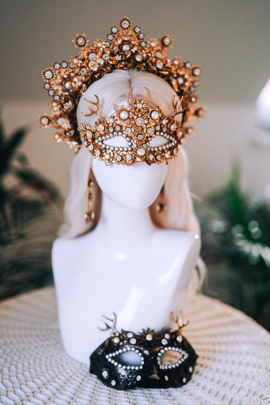 Golden Pearl Floral Masquerade Mask Deer Antler Elegant Carnival Costume Headpiece