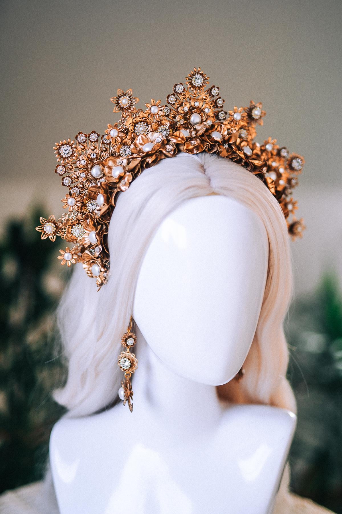 Golden Masquerade Floral Earrings White Gold Pearl Crystal Jewelry