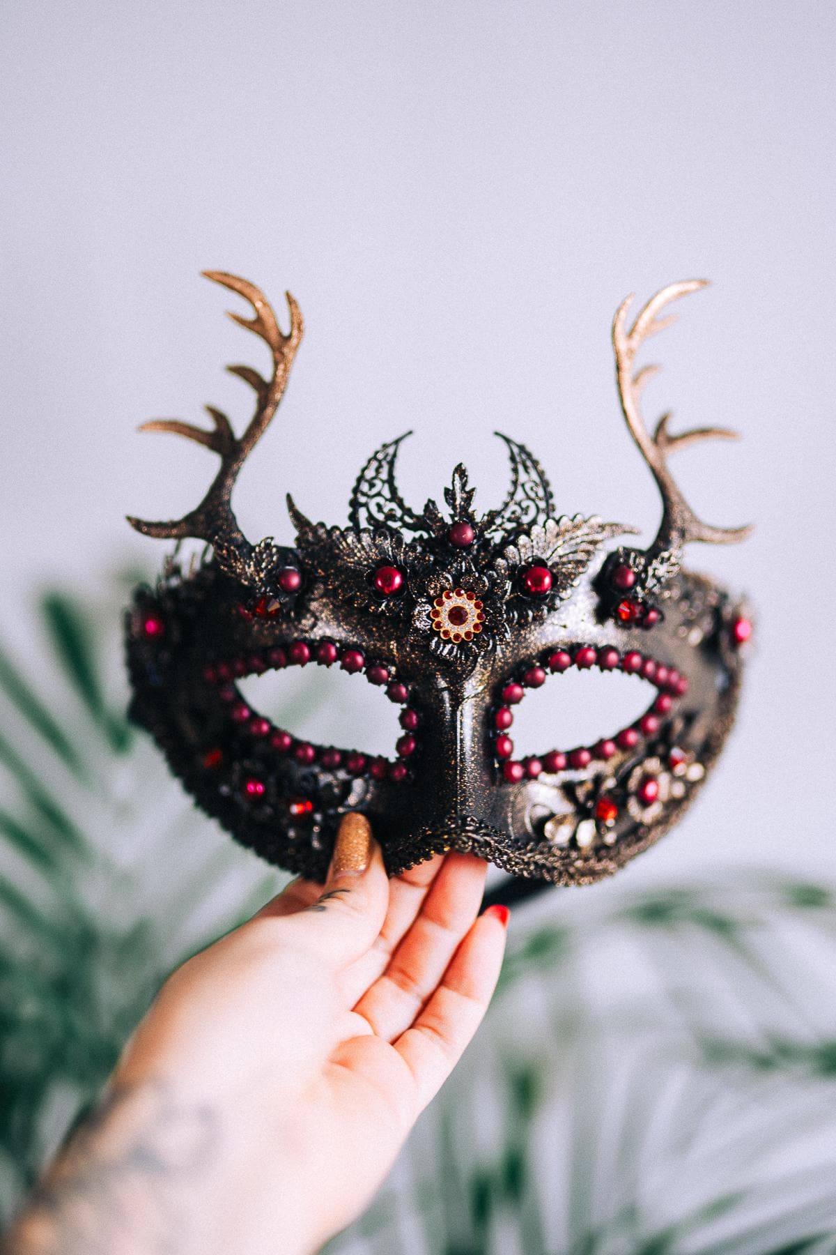 Deer Antlers Masquerade Mask For Men