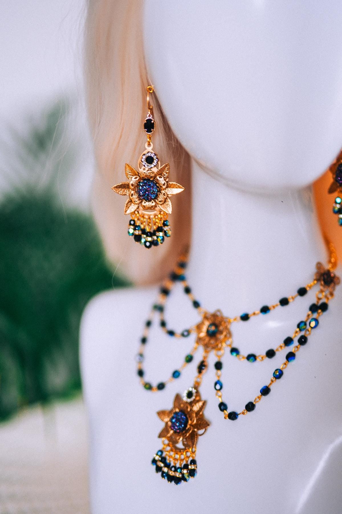 Masquerade Earrings Gold Filigree
