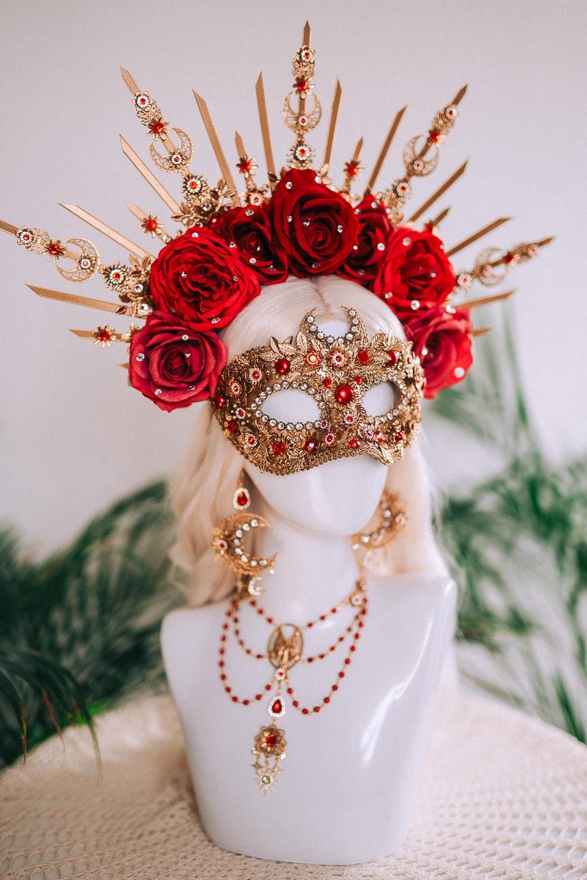 Baroque Fox Rose Halo Crown Carnival Ball Headpiece