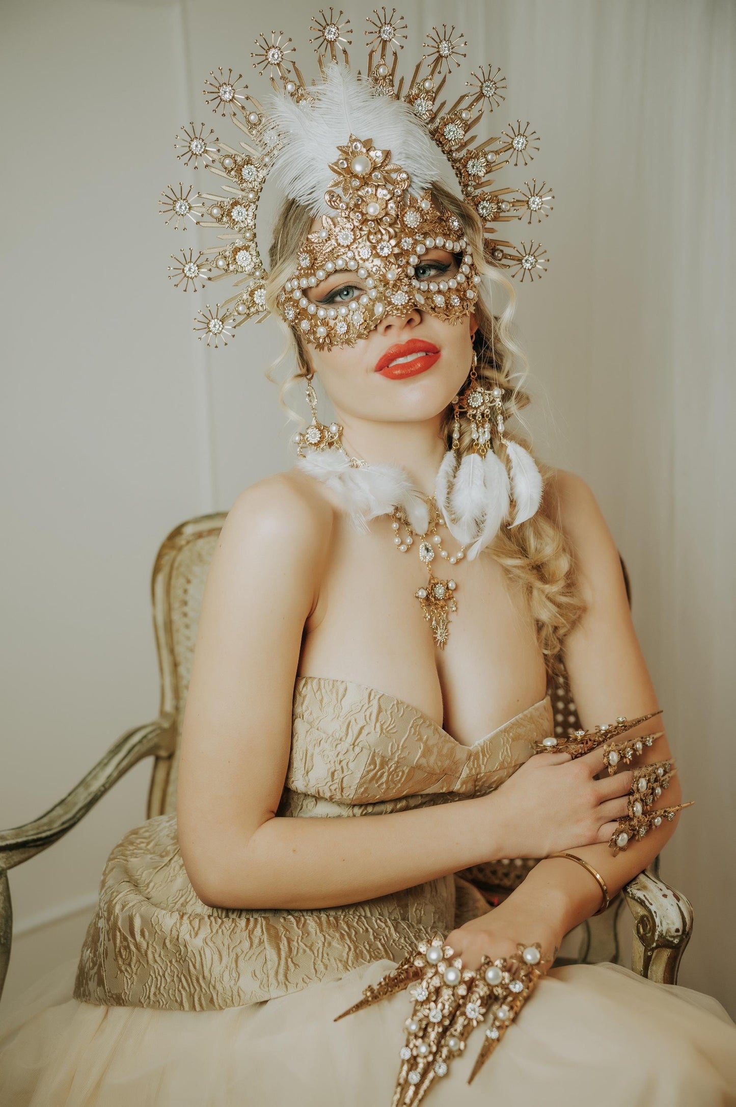 Golden Masquerade Mask With Pearls Luxury Carnival Costume Accessory