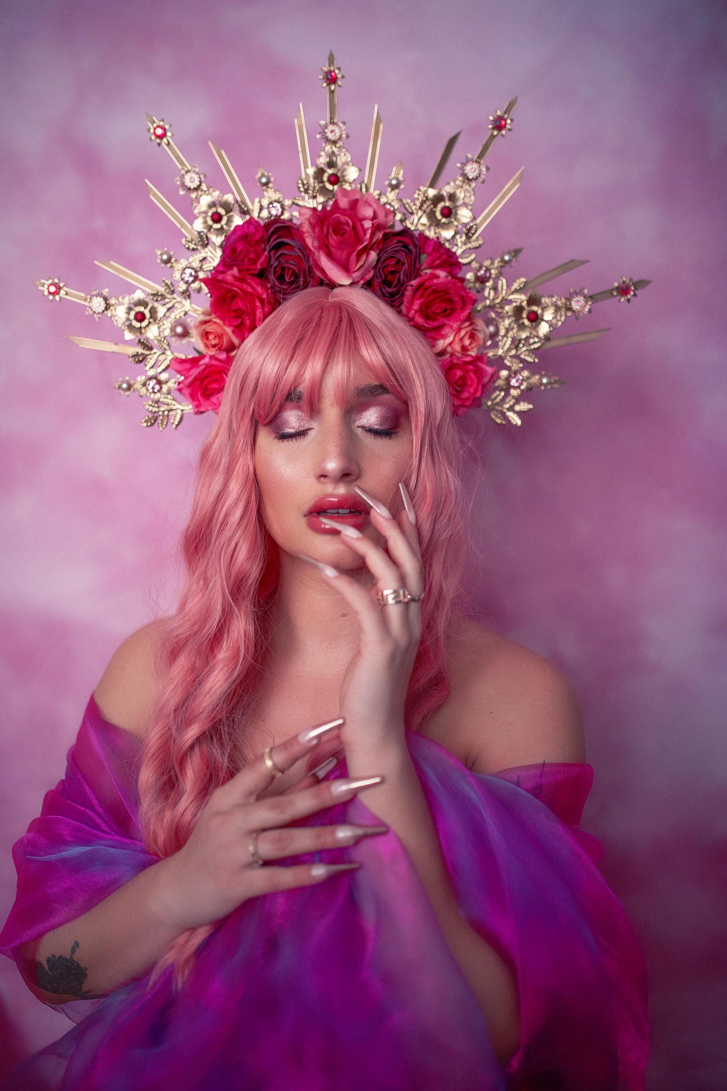 Rose Radiance Halo Crown With Gold Spikes