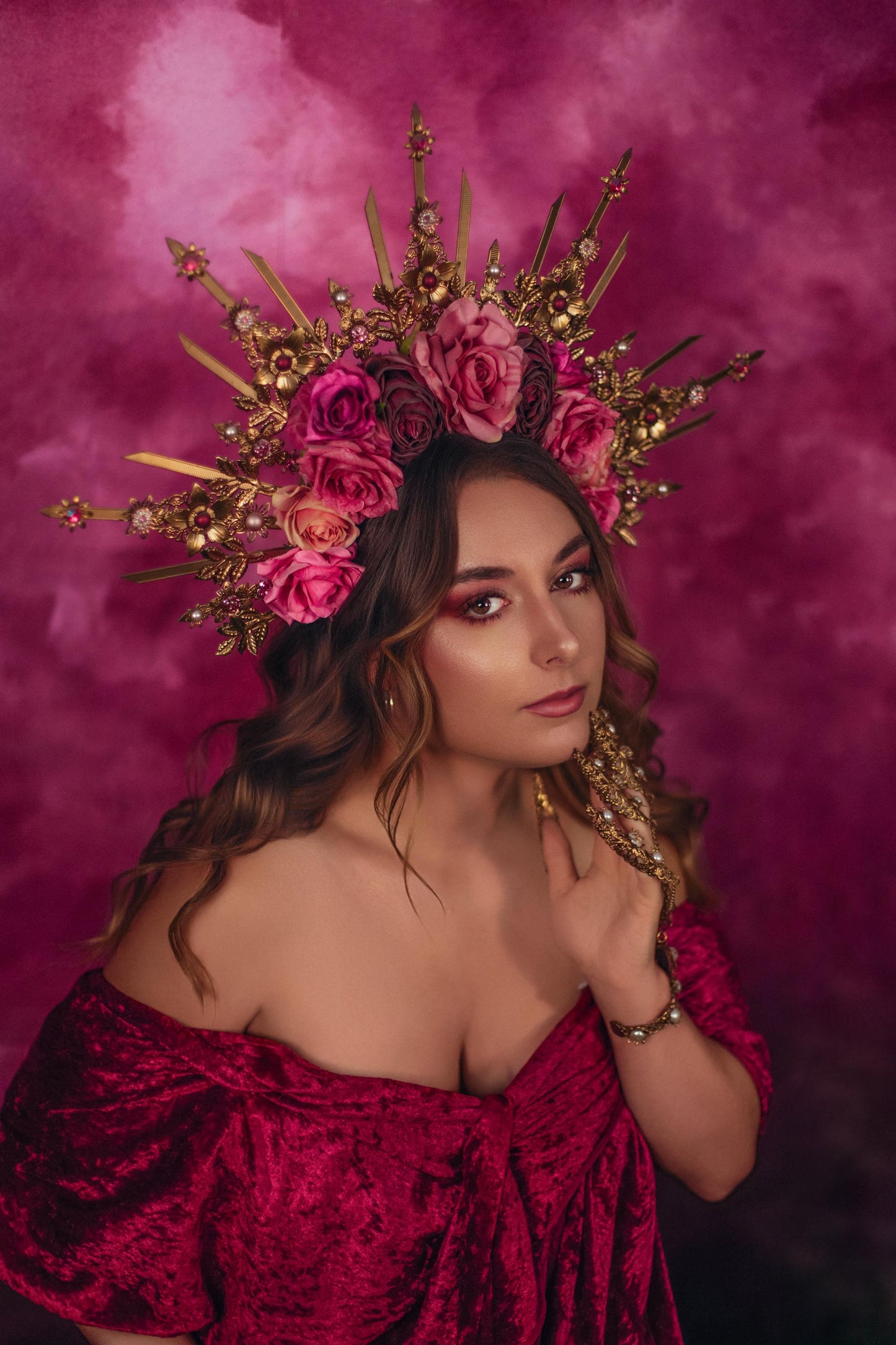 Rose Radiance Halo Crown With Gold Spikes