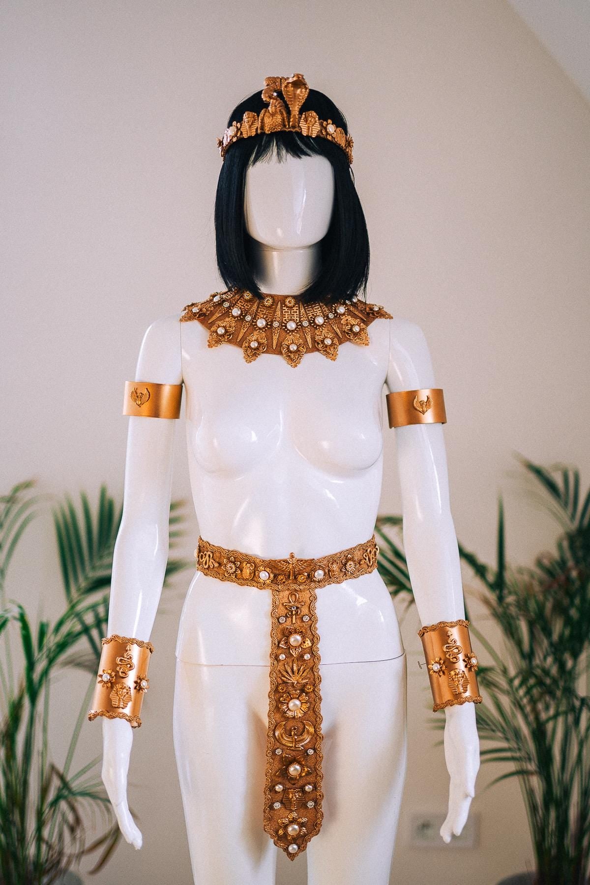 Cleopatra Solar Collar Gold Egyptian Goddess Necklace