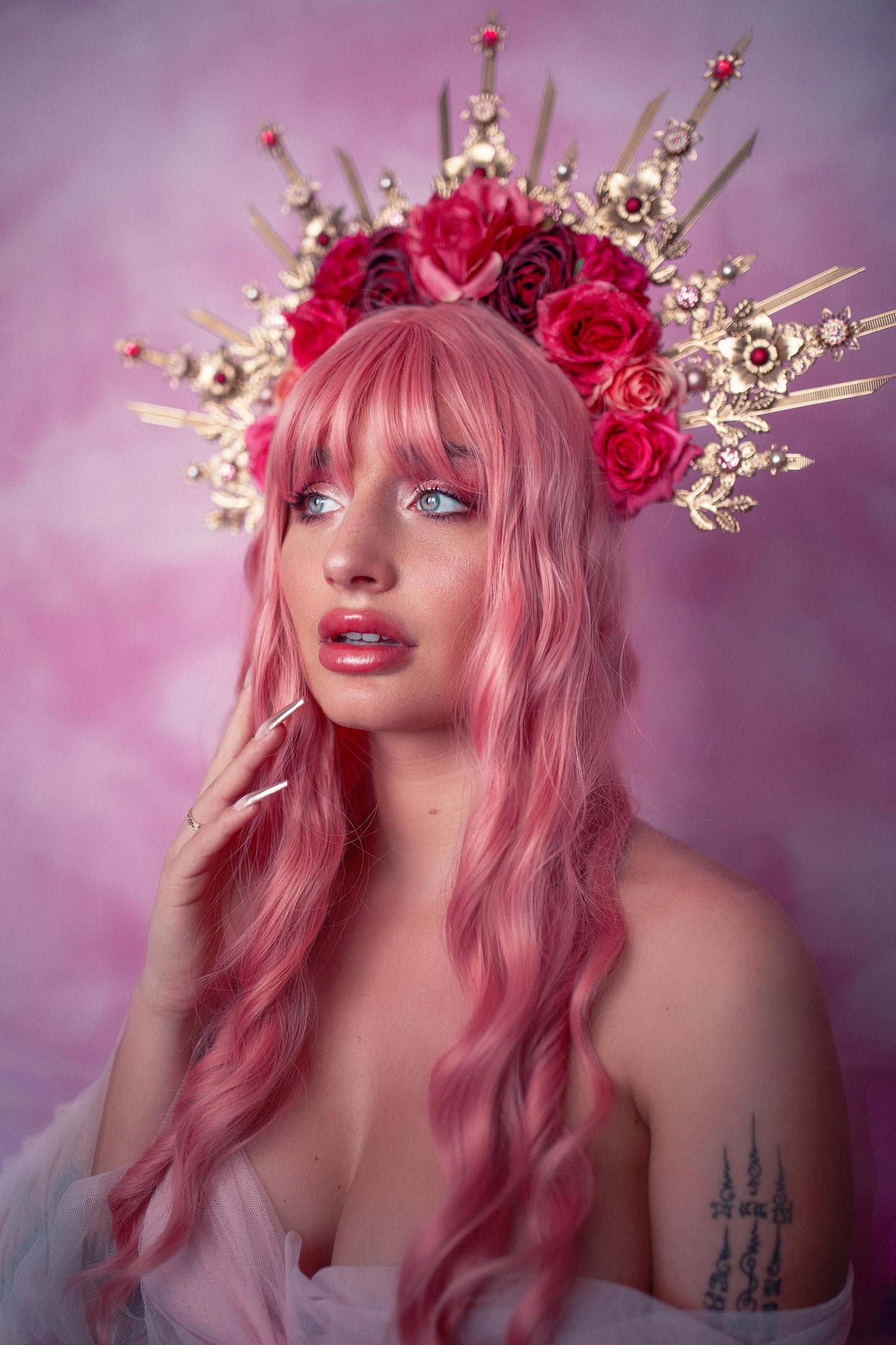 Rose Radiance Halo Crown With Gold Spikes
