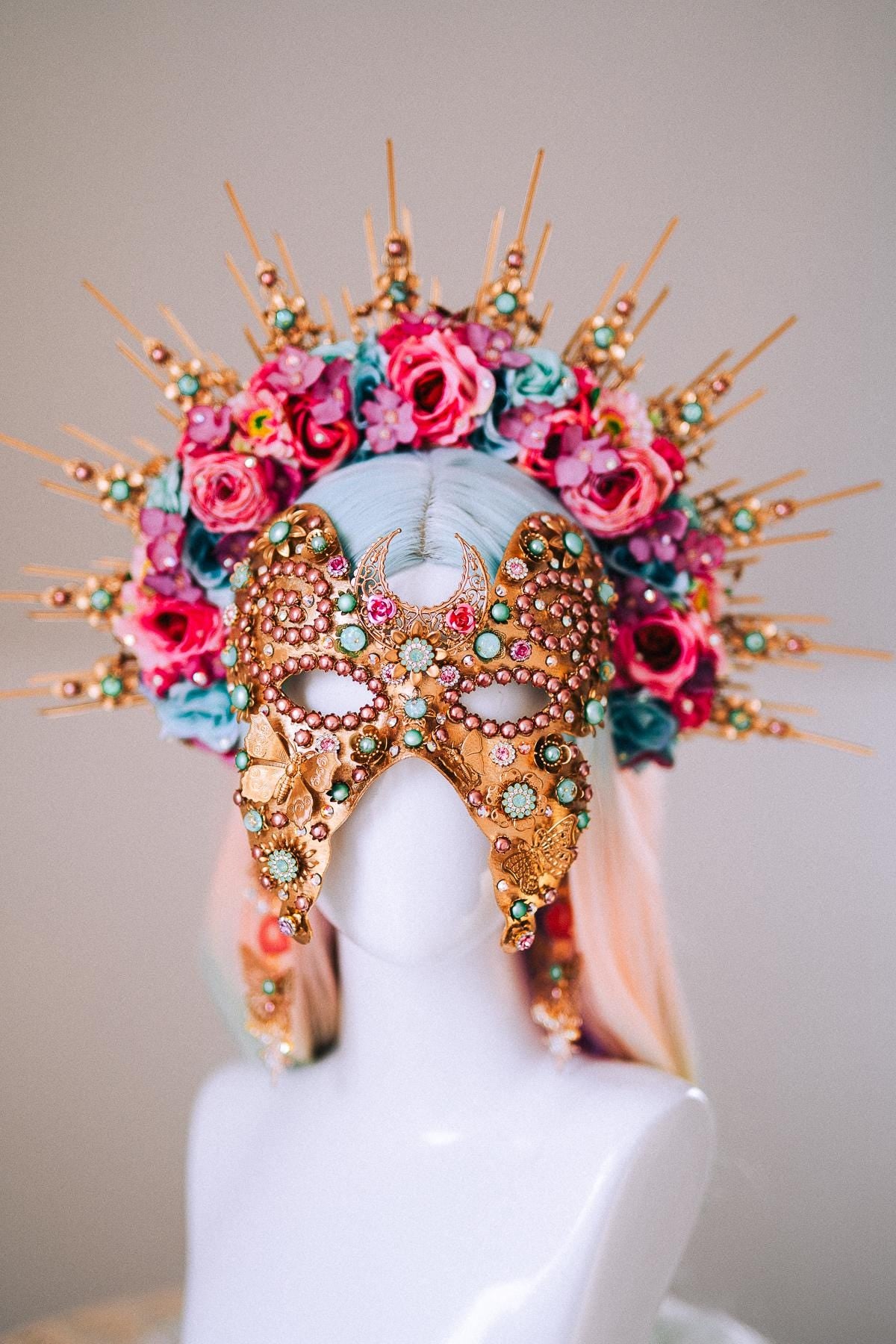 Butterfly Masquerade Mask Gold Crystal Floral Festival Costume Mask