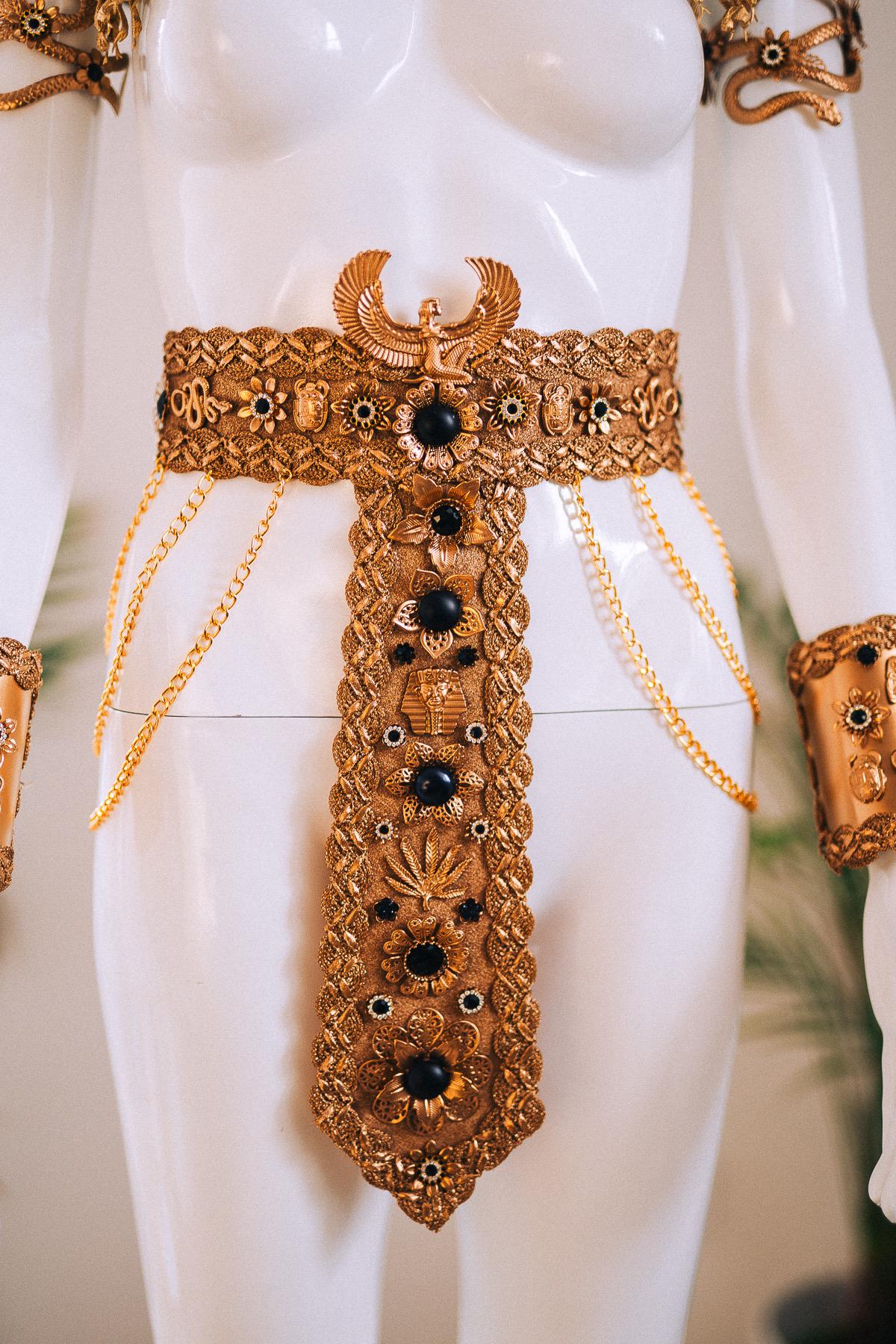 Royal Cleopatra Serpent Crown Gold Egyptian Goddess Headpiece Pearl Snake Tiara Festival Costume Accessory