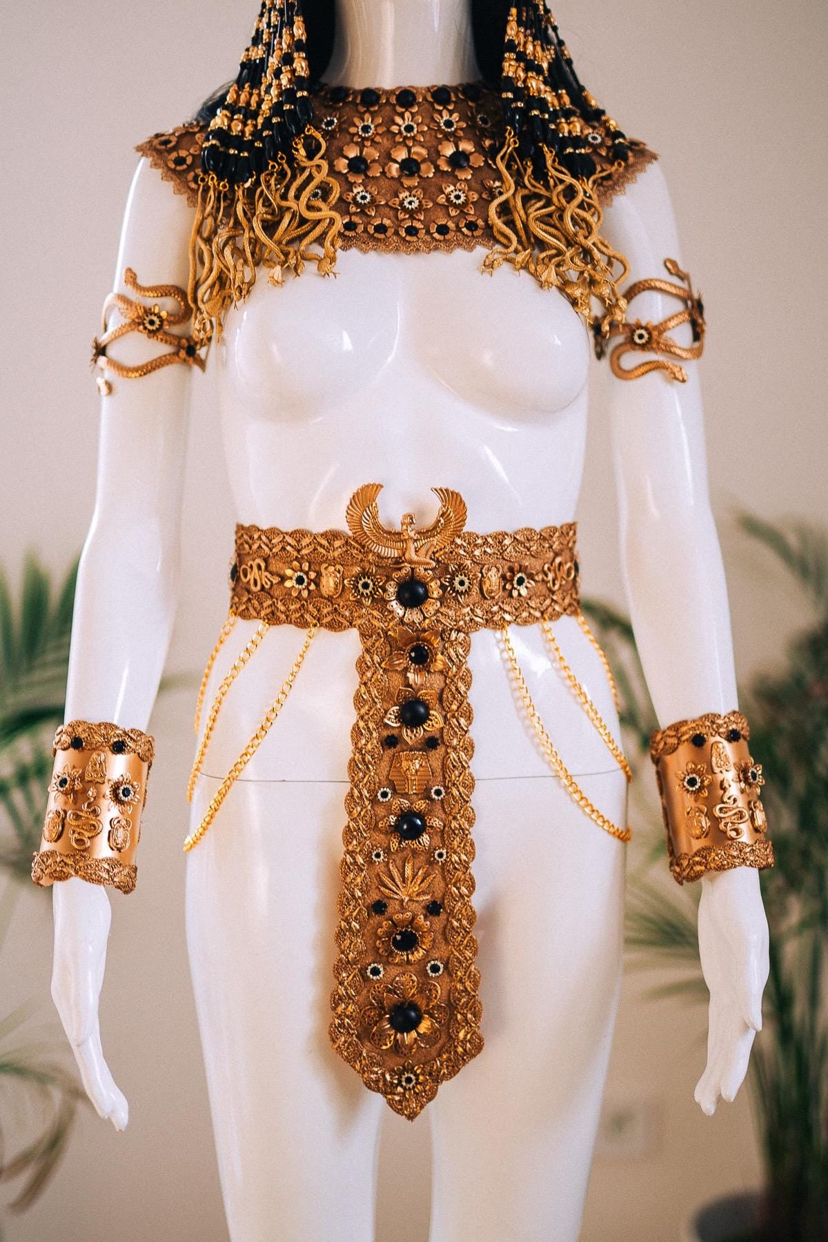 Royal Cleopatra Serpent Crown Gold Egyptian Goddess Headpiece Pearl Snake Tiara Festival Costume Accessory