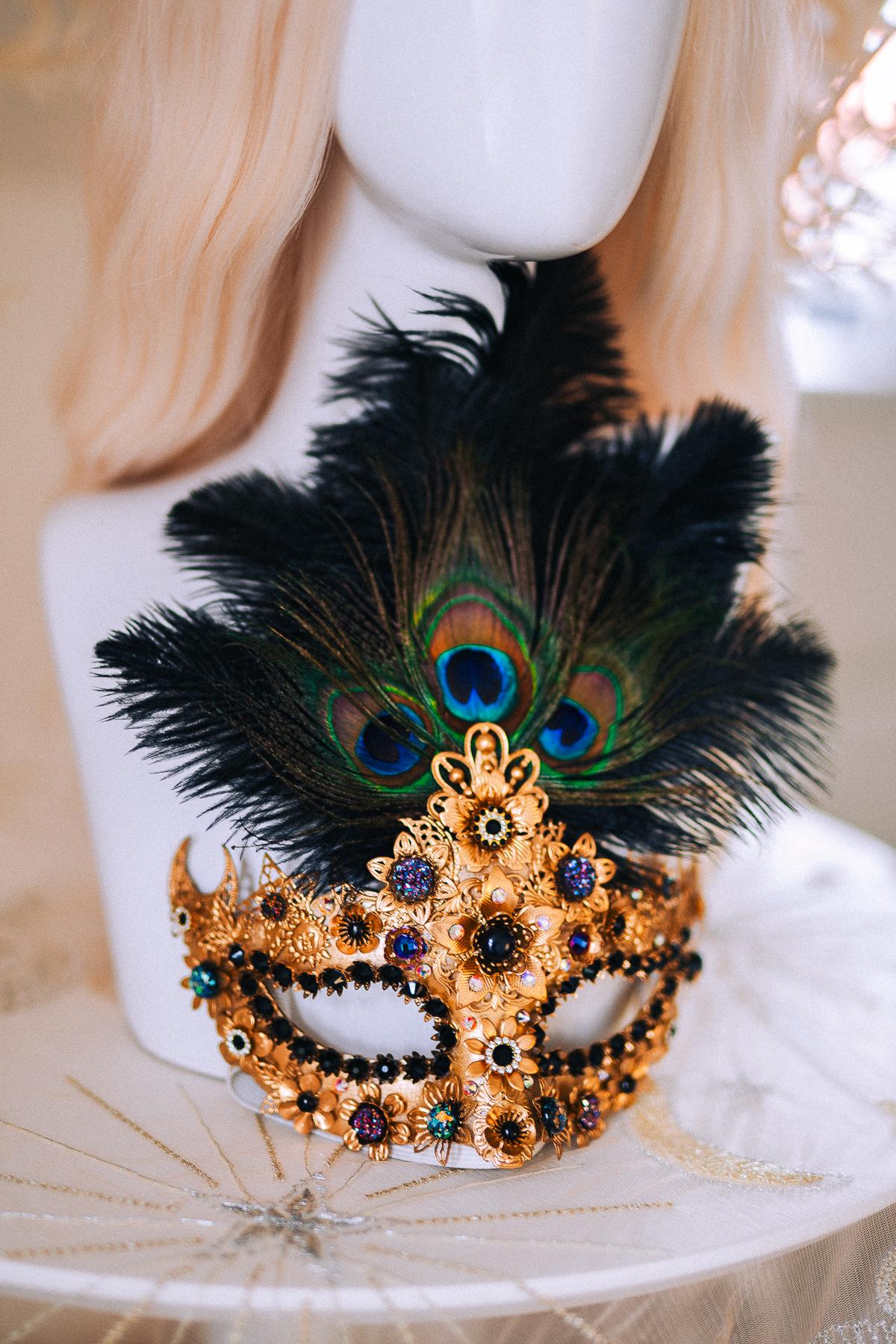 Gold Peacock Halo Crown Masquerade Set Venetian Mask Crown Black Crystal Costume Headpiece