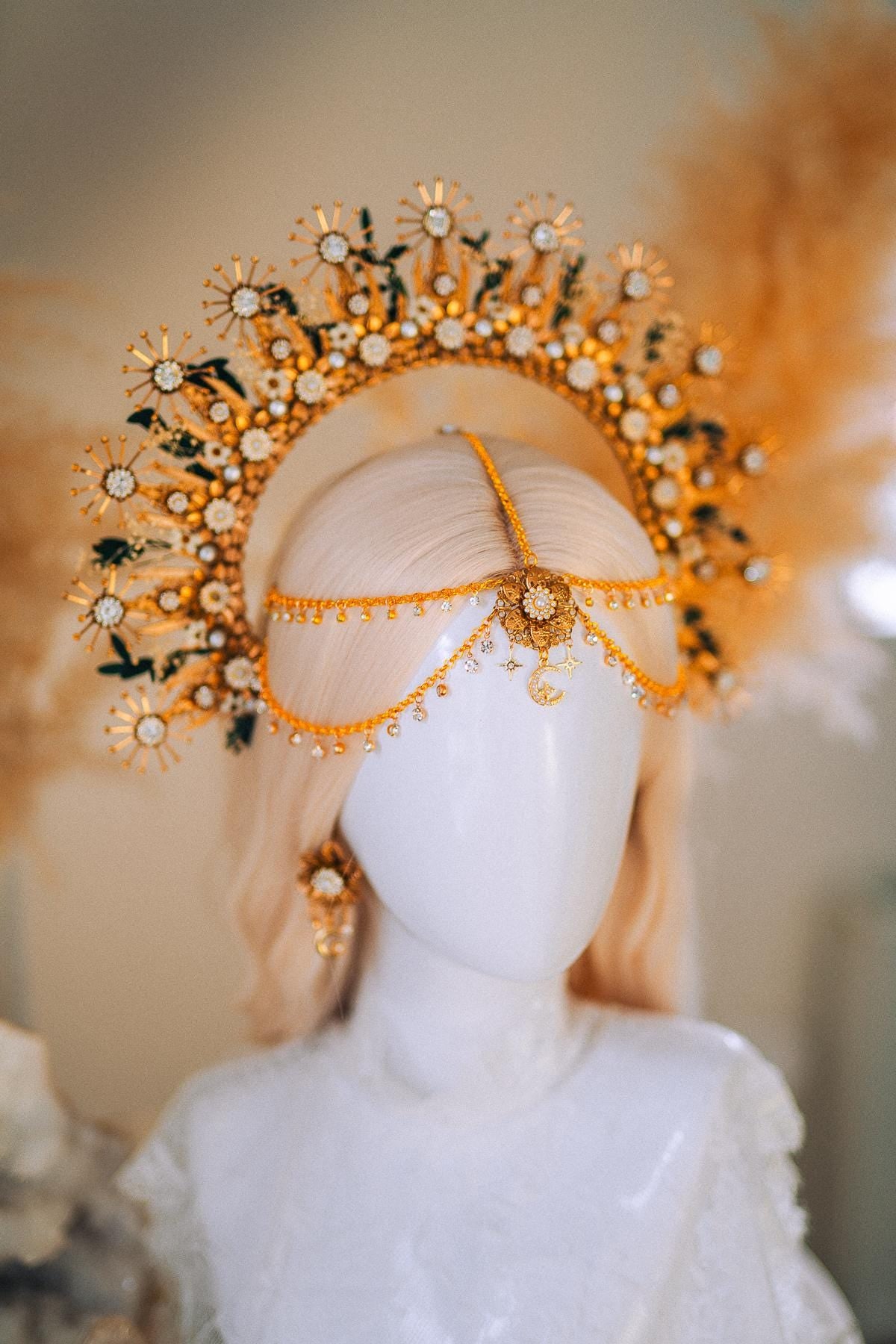 Gold Halo Crown with Pearls, Boho Bridal Headpiece, Gypsophila and Eucalyptus