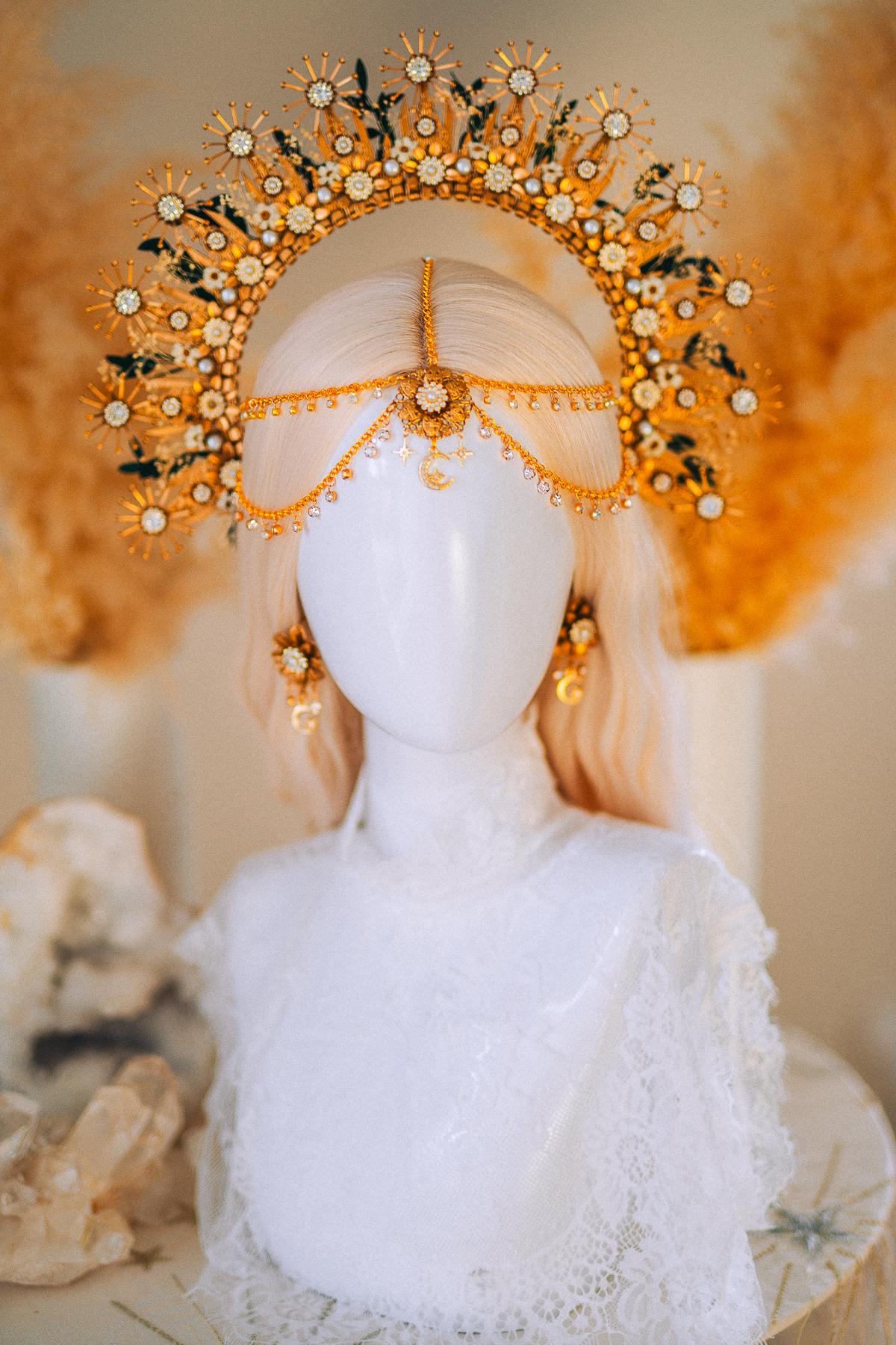 Gold Halo Crown with Pearls, Boho Bridal Headpiece, Gypsophila and Eucalyptus
