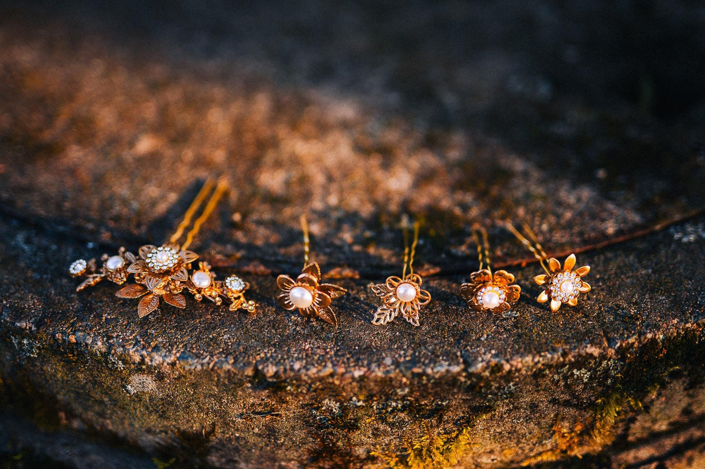 Golden Bridal Hair Pins Set Wedding Hair Comb Floral Pearl Hair Accessories Goddess Hairpiece