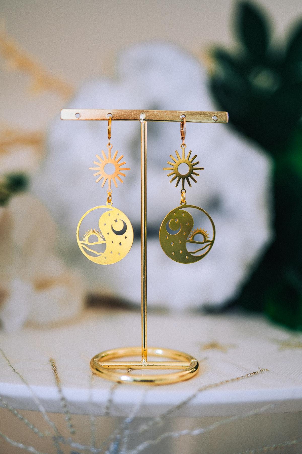 Golden Sun Moon Earrings Celestial Yin Yang Jewelry Boho Drop Earrings