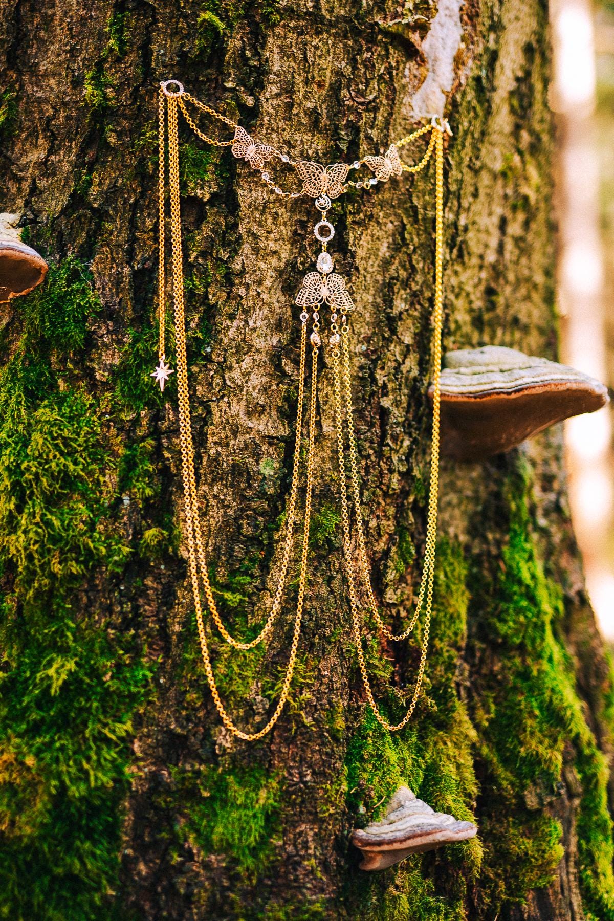 Golden Celestial Body Chain Harness – Boho Festival Goddess Outfit