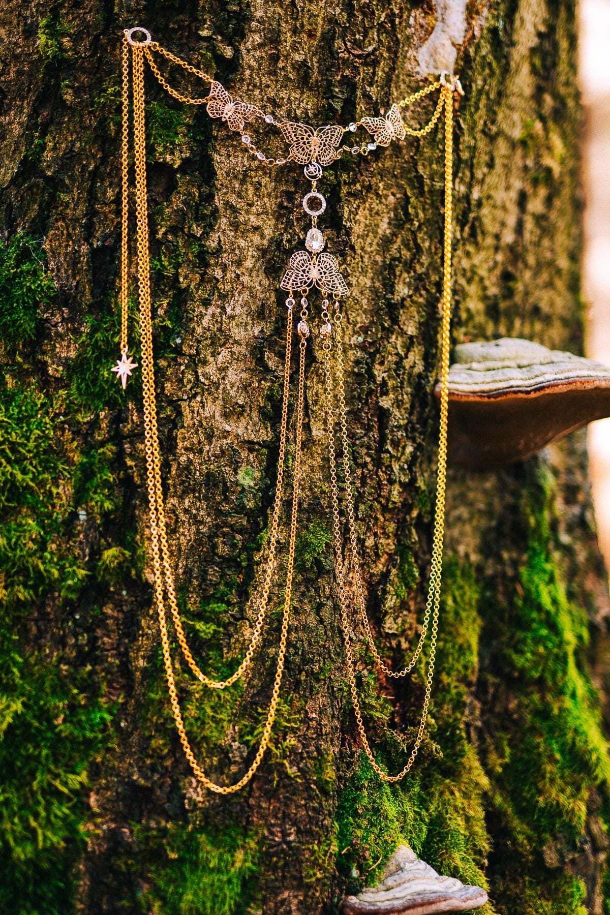 Golden Celestial Body Chain Harness – Boho Festival Goddess Outfit