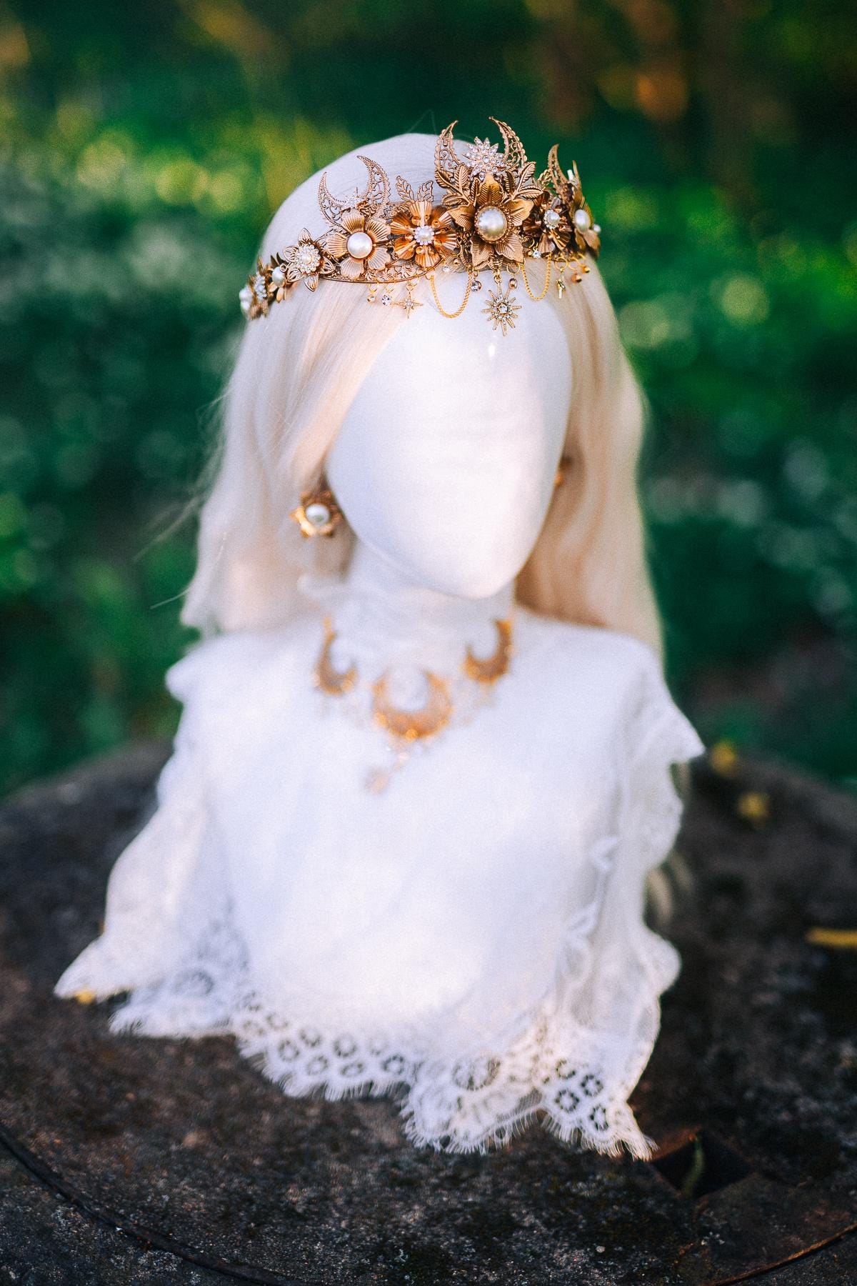Golden Butterfly Earrings Bridal Drop Earrings Celestial Wedding Jewelry