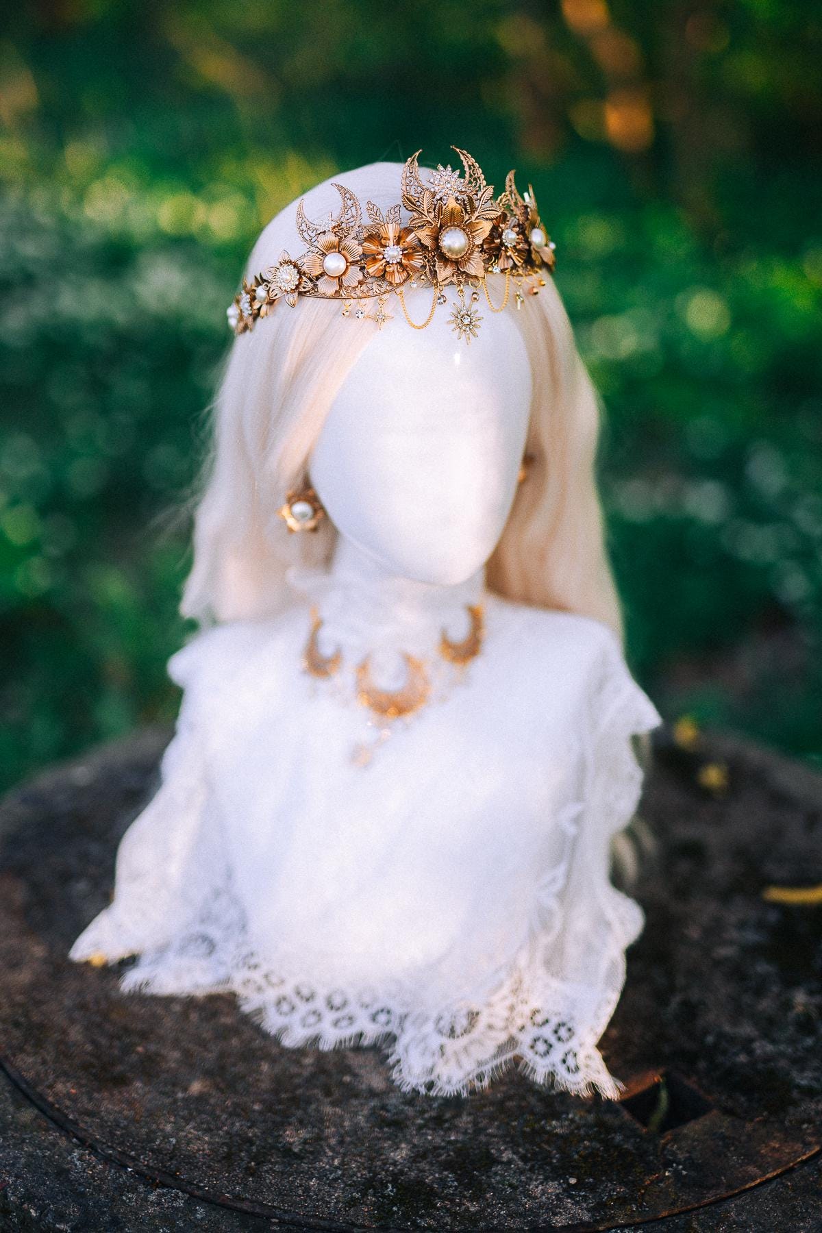 Golden Butterfly Earrings Bridal Drop Earrings Celestial Wedding Jewelry