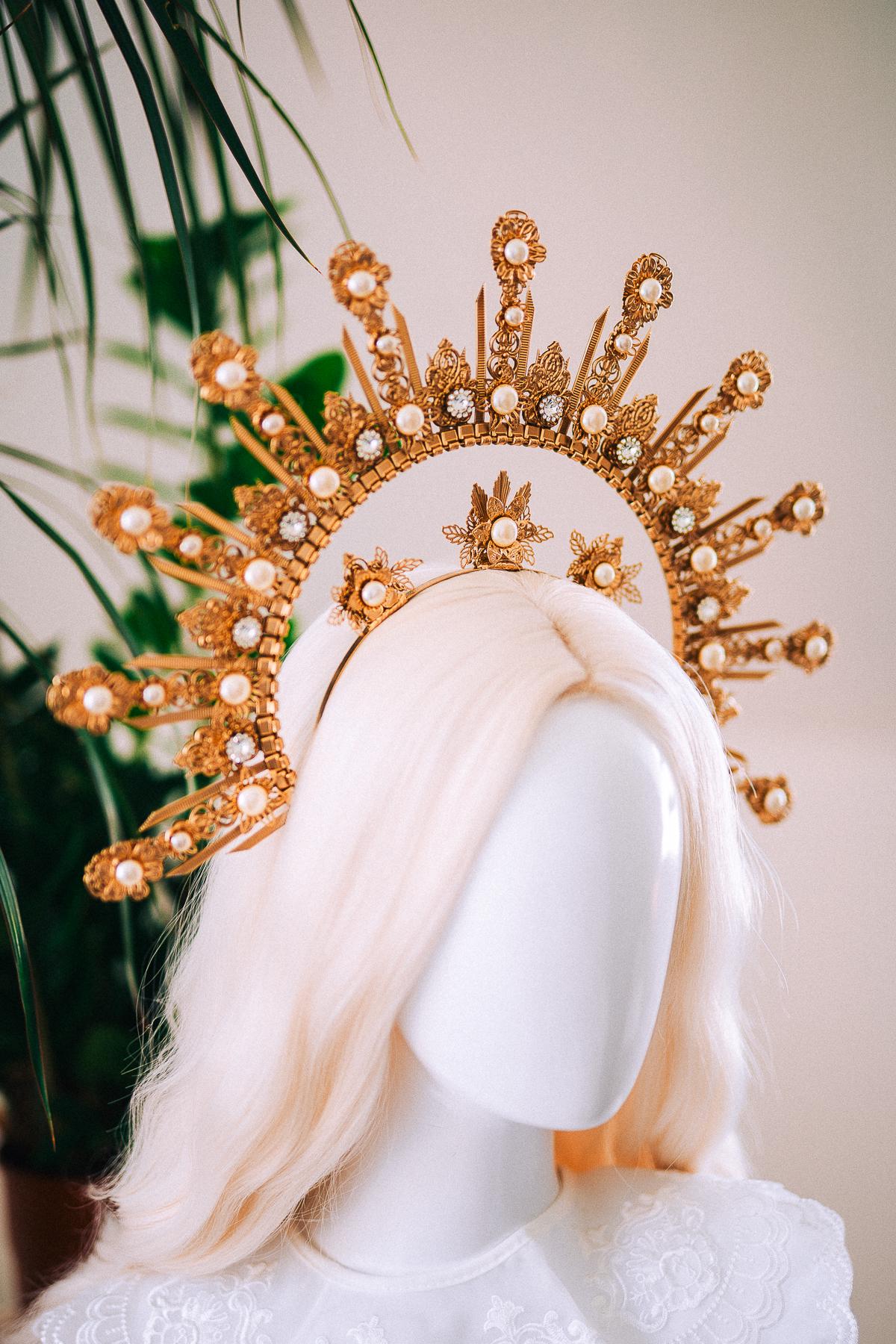 Celestial Halo Crown Gold Bridal Crown Wedding Headpiece Goddess Tiara Sun Halo Crown