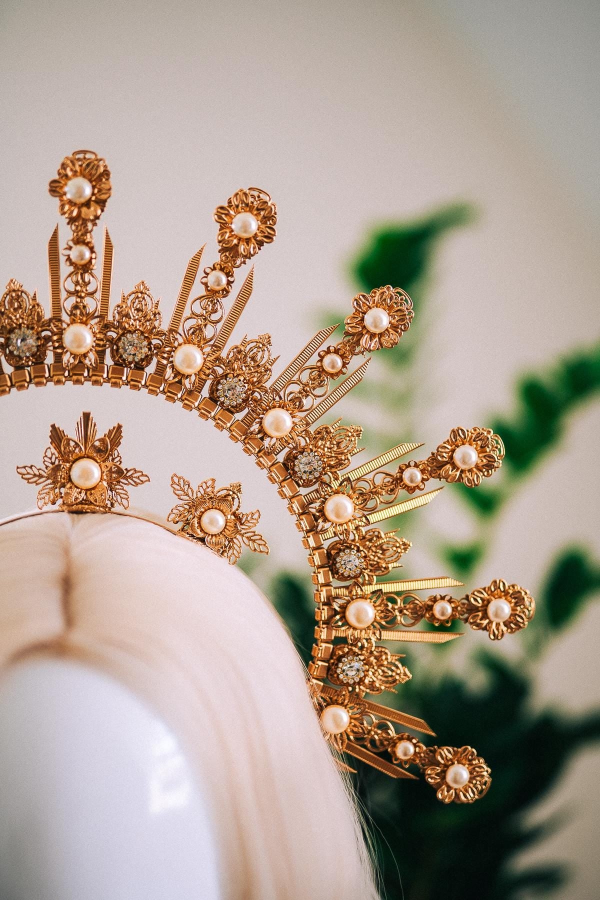 Celestial Halo Crown Gold Bridal Crown Wedding Headpiece Goddess Tiara Sun Halo Crown
