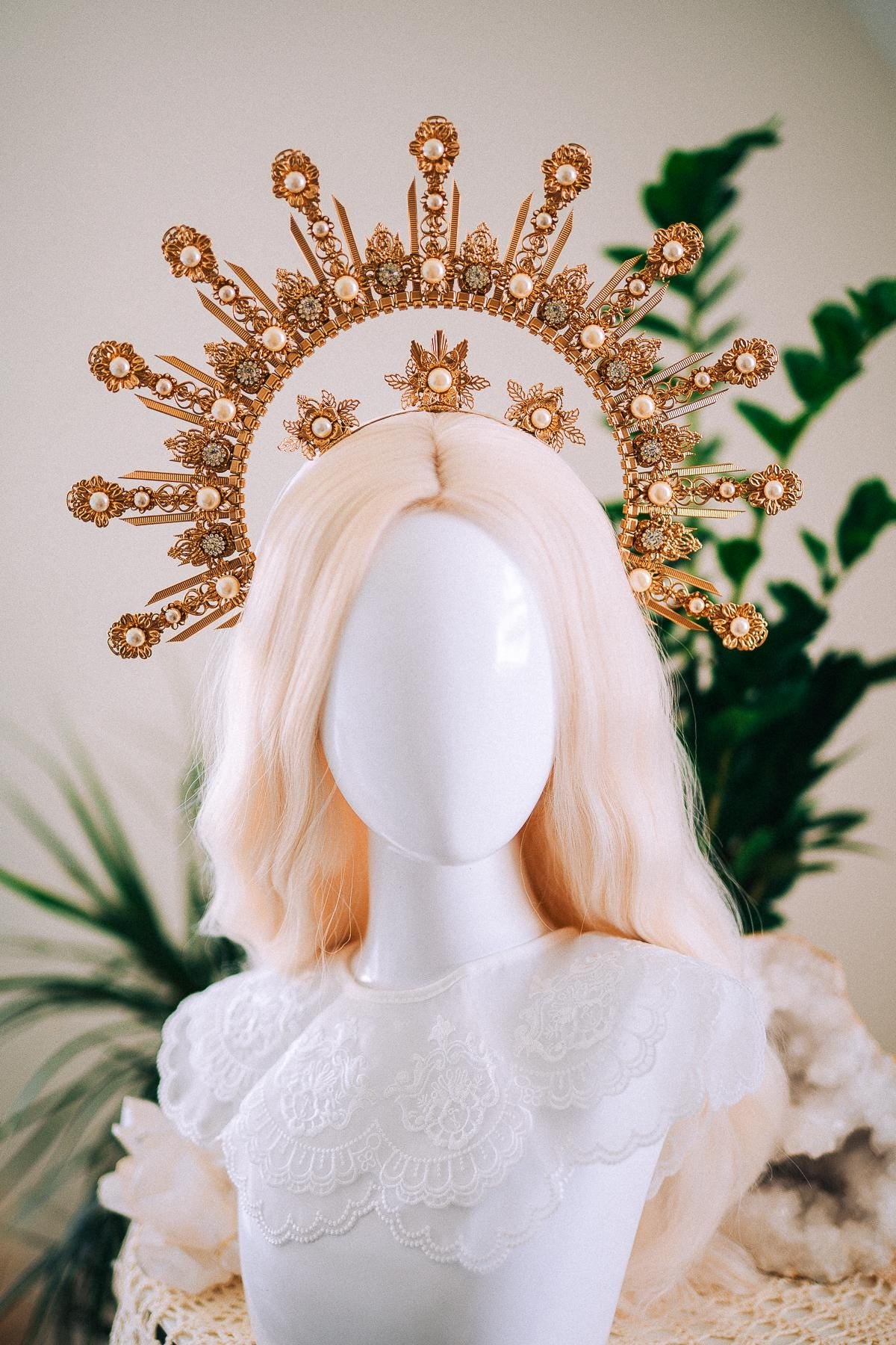Celestial Halo Crown Gold Bridal Crown Wedding Headpiece Goddess Tiara Sun Halo Crown