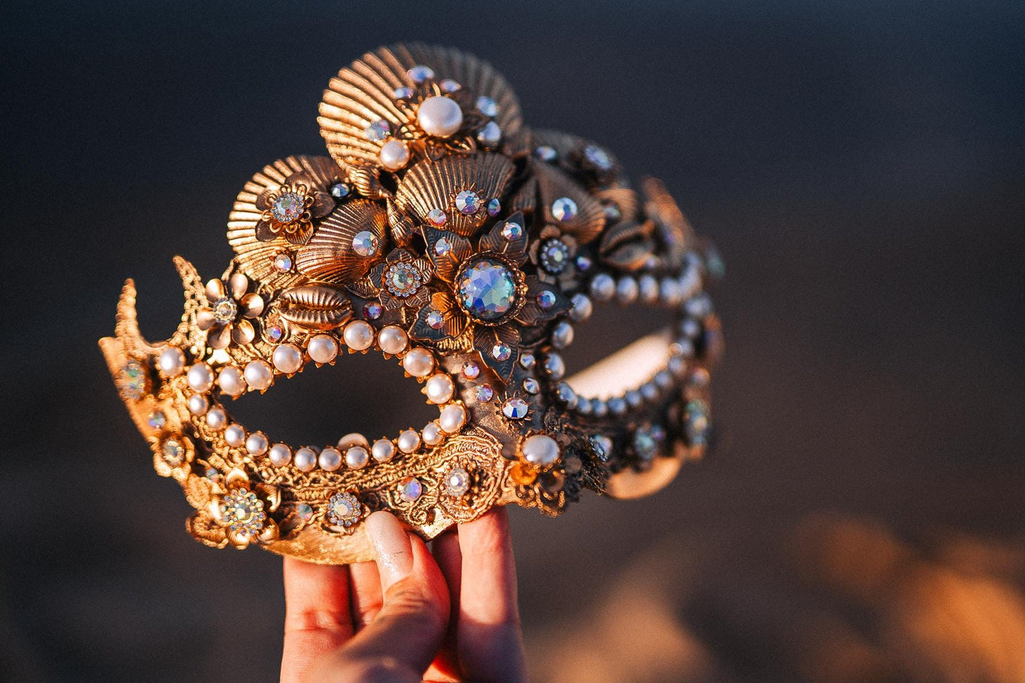 Pearl Halo Crown Venetian Crown Luxury Masquerade Headpiece Carnival Crown Bridal Costume Crown