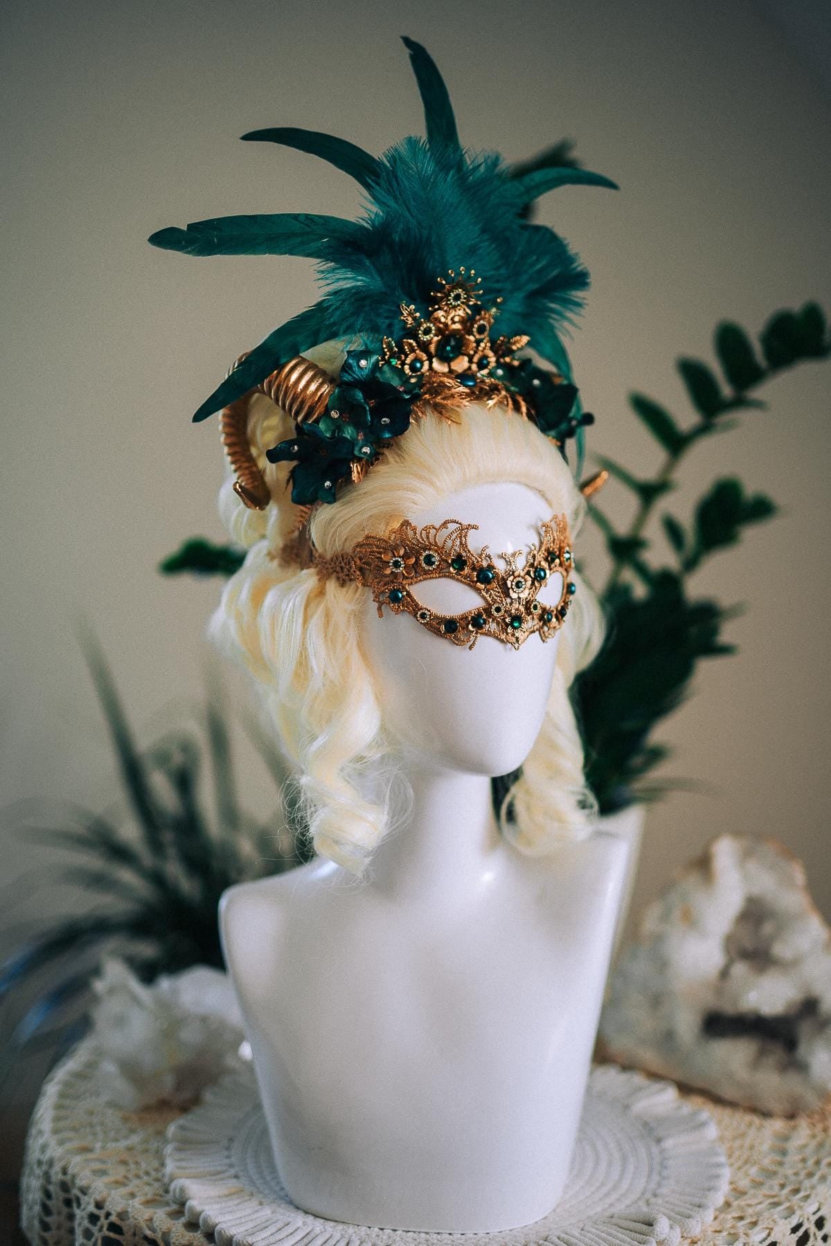 Emerald Masquerade Mask, Green Venetian Mask, Fantasy Mask, Emerald Goddess Mask, Lace Carnival Mask, Couture Costume Mask