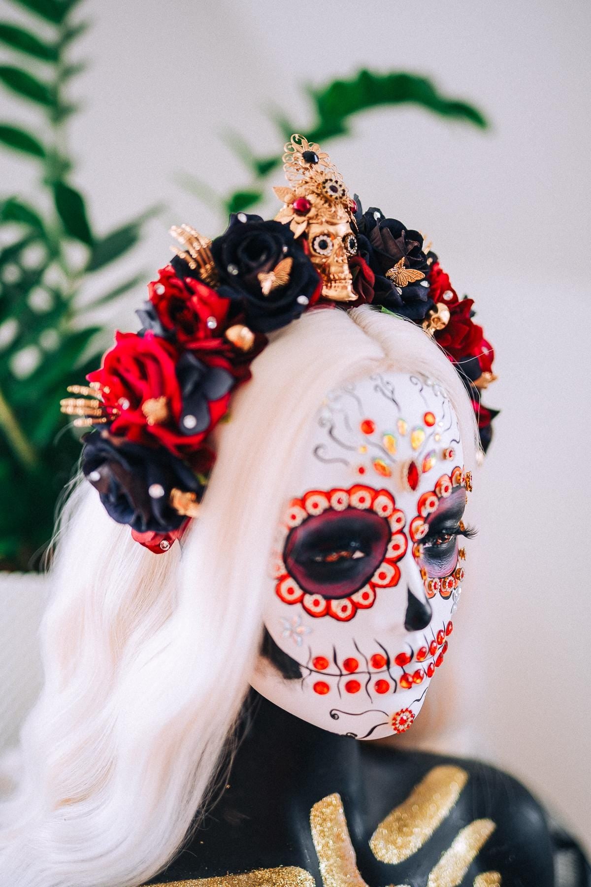 La Catrina Black Rose Crown, Día de los Muertos Headpiece, Mexican Floral Crown, Sugar Skull Crown, Artisan Flower Crown