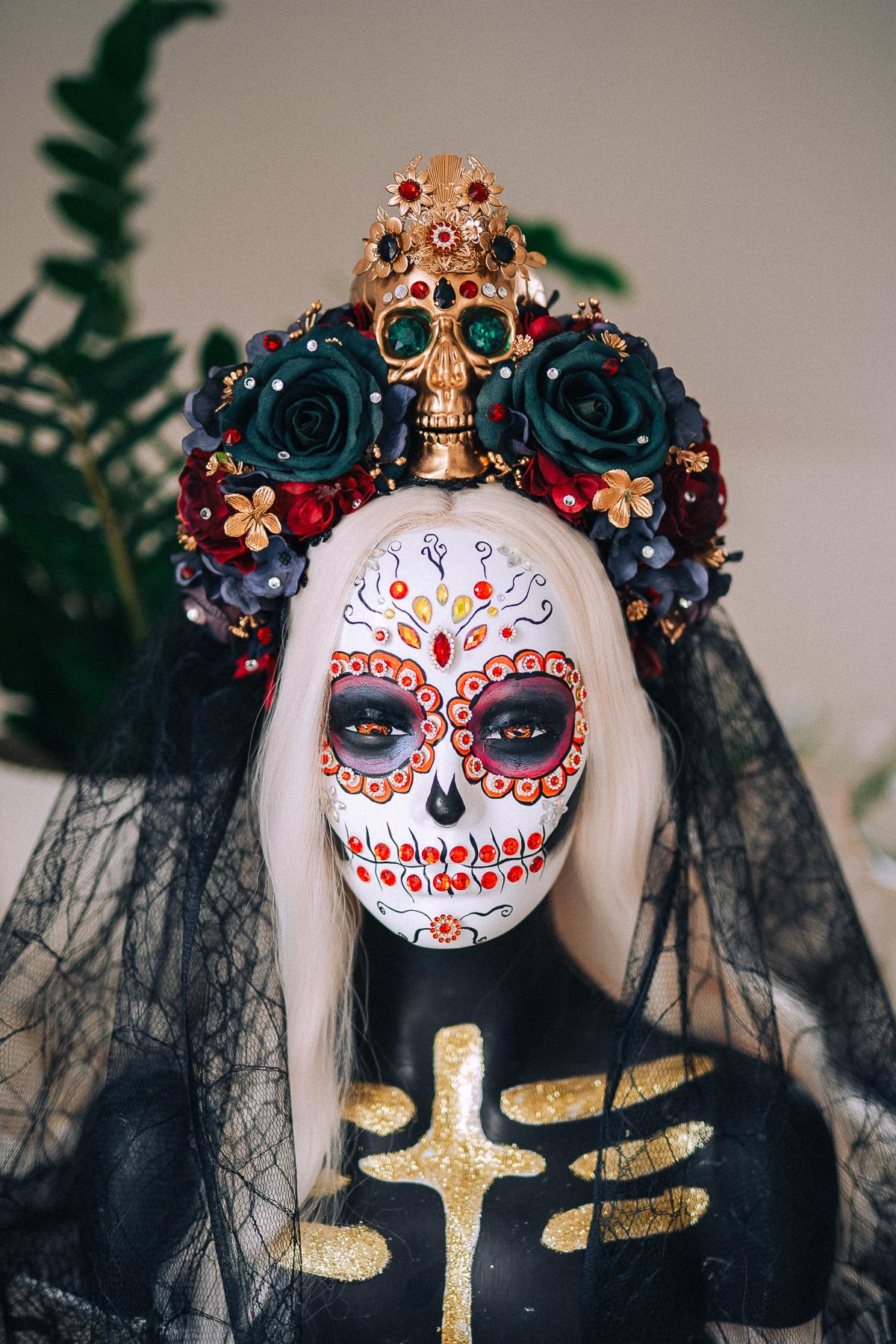 La Catrina Emerald Veil Crown, Día de los Muertos Veil Headpiece, Mexican Floral Crown, Sugar Skull Crown, Couture Bridal Veil