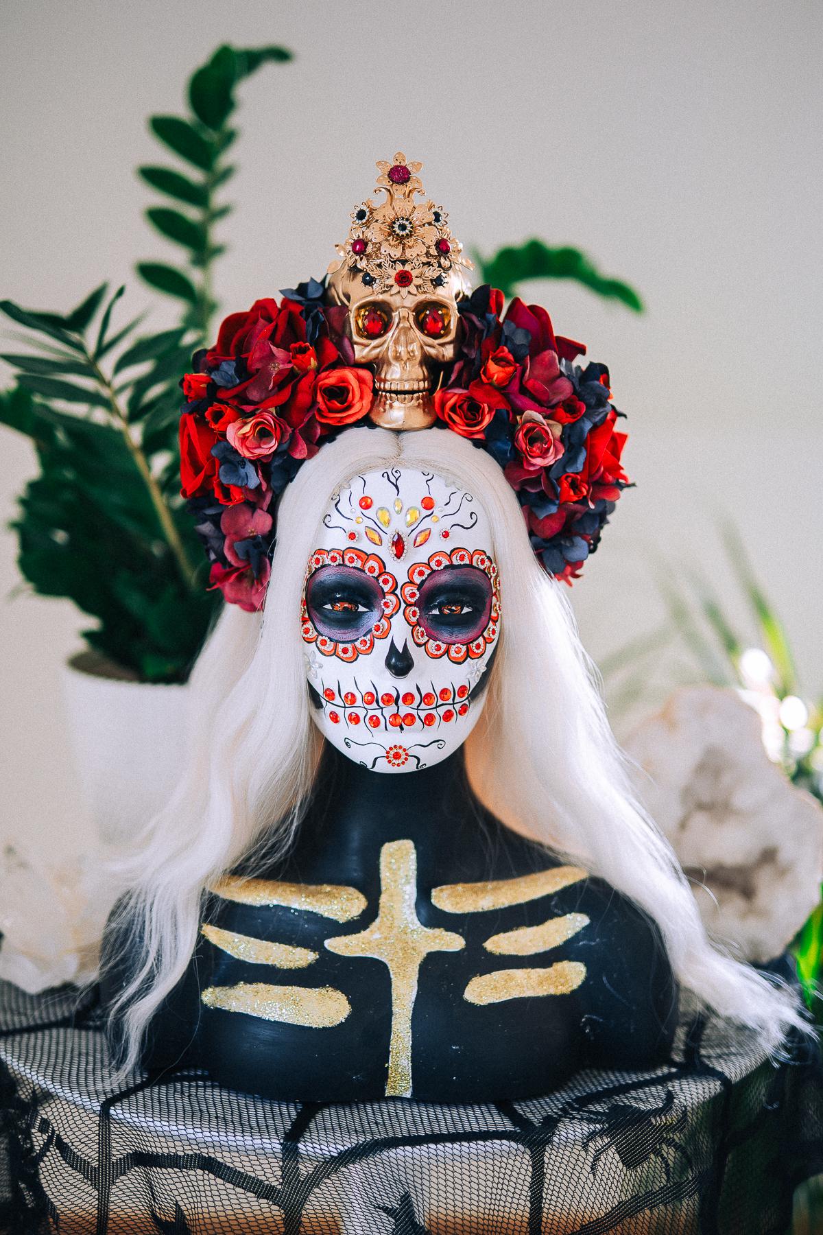 La Catrina Ruby Rose Crown, Día de los Muertos Floral Crown, Sugar Skull Headpiece, Mexican Flower Crown, Luxury Couture Crown