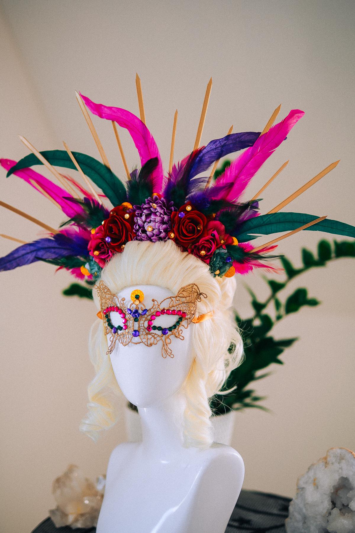 Halo Feather Crown, Mardi Gras Halo Crown, Carnival Feather Headdress, Festival Crown, Masquerade Headpiece, Luxury Couture Crown