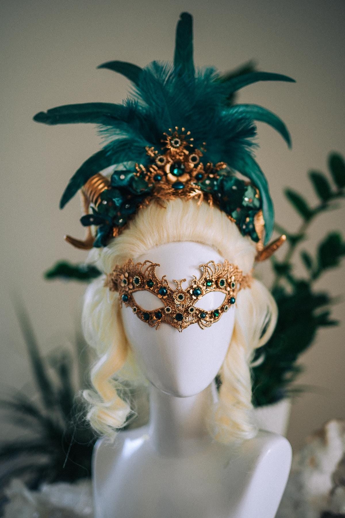 Emerald Masquerade Mask, Green Venetian Mask, Fantasy Mask, Emerald Goddess Mask, Lace Carnival Mask, Couture Costume Mask