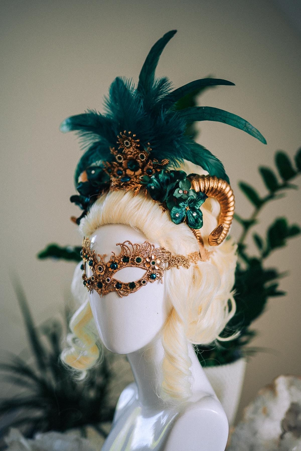 Emerald Masquerade Mask, Green Venetian Mask, Fantasy Mask, Emerald Goddess Mask, Lace Carnival Mask, Couture Costume Mask