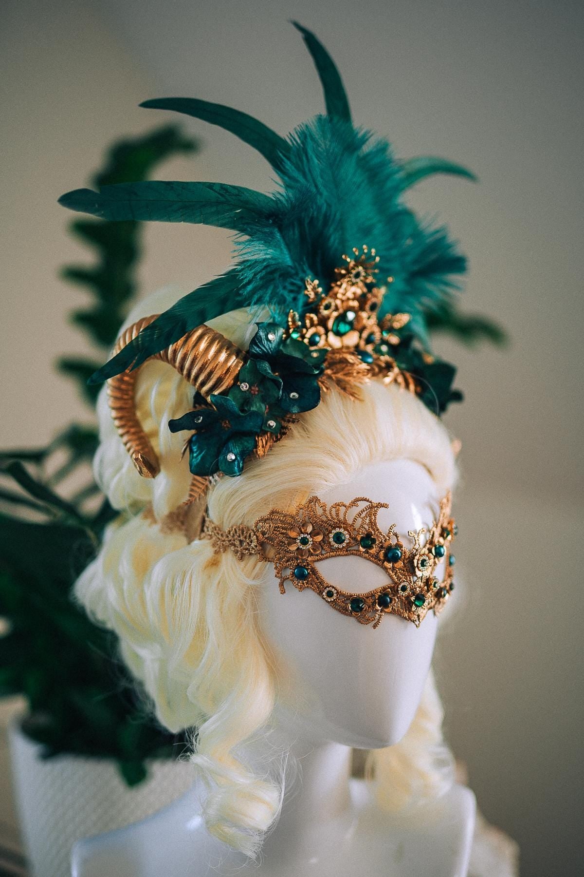 Emerald Masquerade Mask, Green Venetian Mask, Fantasy Mask, Emerald Goddess Mask, Lace Carnival Mask, Couture Costume Mask