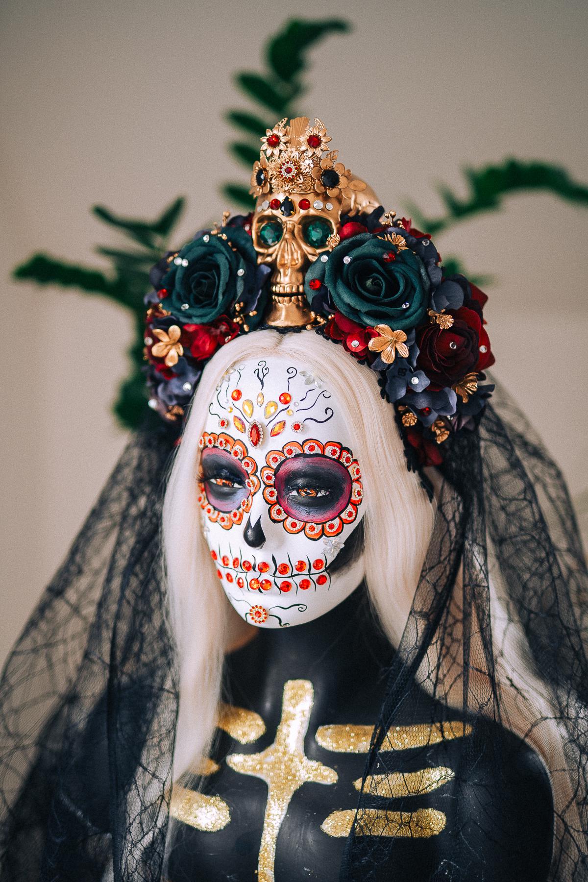 La Catrina Emerald Veil Crown, Día de los Muertos Veil Headpiece, Mexican Floral Crown, Sugar Skull Crown, Couture Bridal Veil