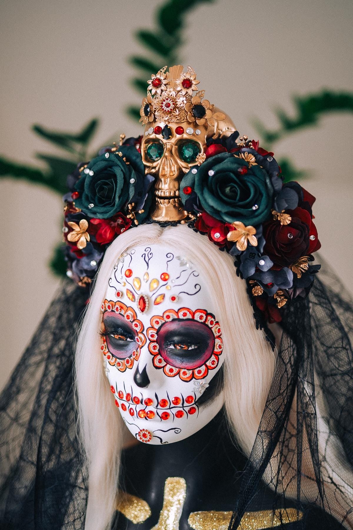 La Catrina Emerald Veil Crown, Día de los Muertos Veil Headpiece, Mexican Floral Crown, Sugar Skull Crown, Couture Bridal Veil