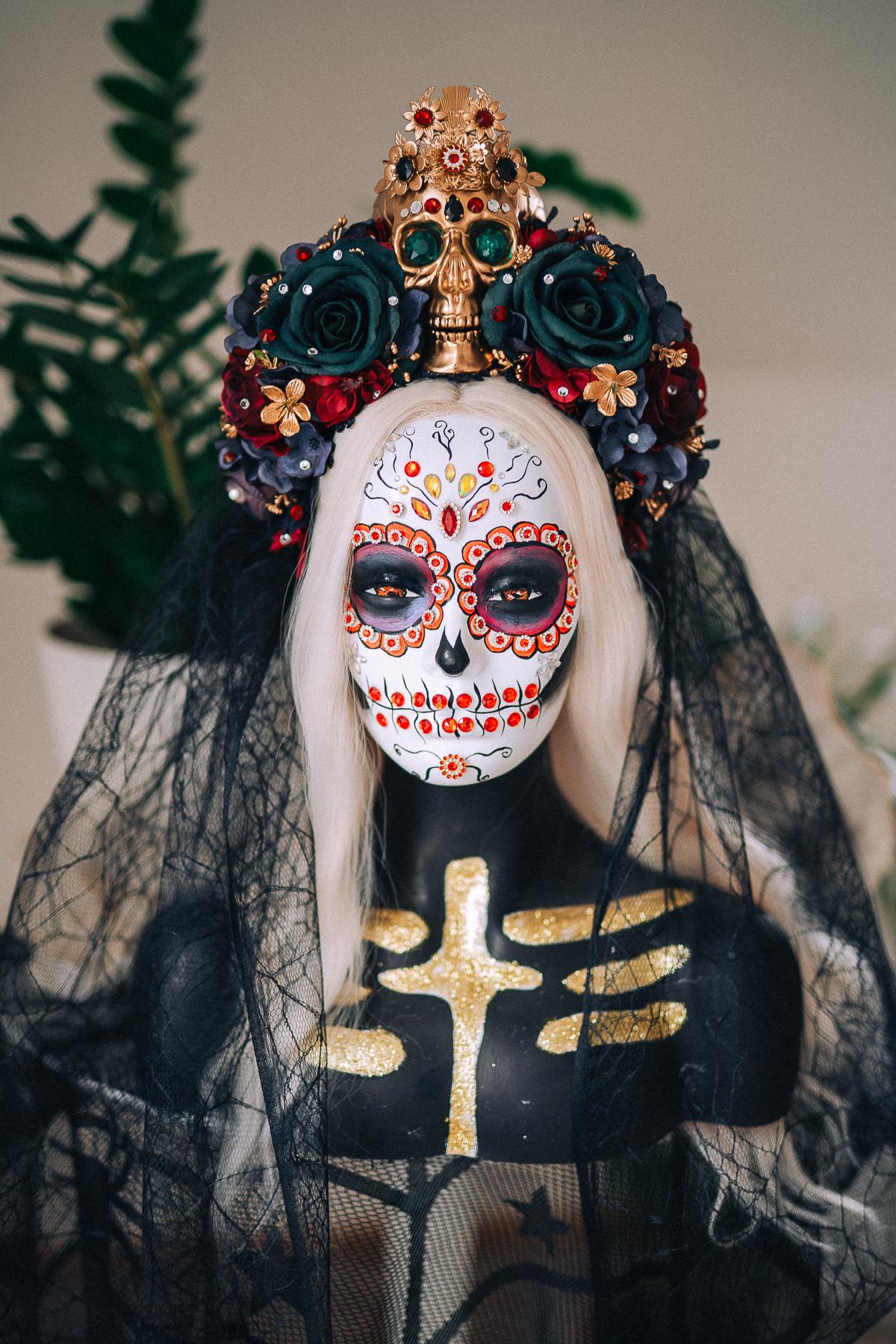 La Catrina Emerald Veil Crown, Día de los Muertos Veil Headpiece, Mexican Floral Crown, Sugar Skull Crown, Couture Bridal Veil