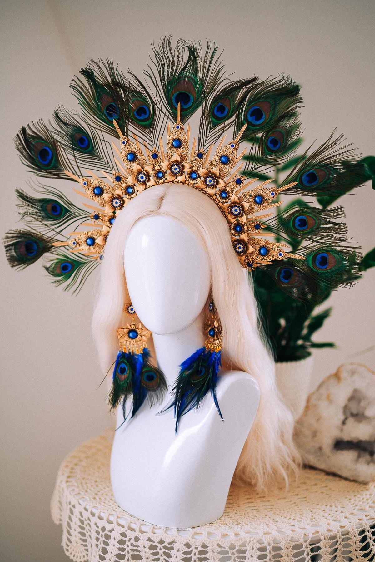 Peacock Feather Halo Crown, Blue Fantasy Crown, Masquerade Headpiece, Venetian Ball Crown, Royal Blue Goddess Headpiece