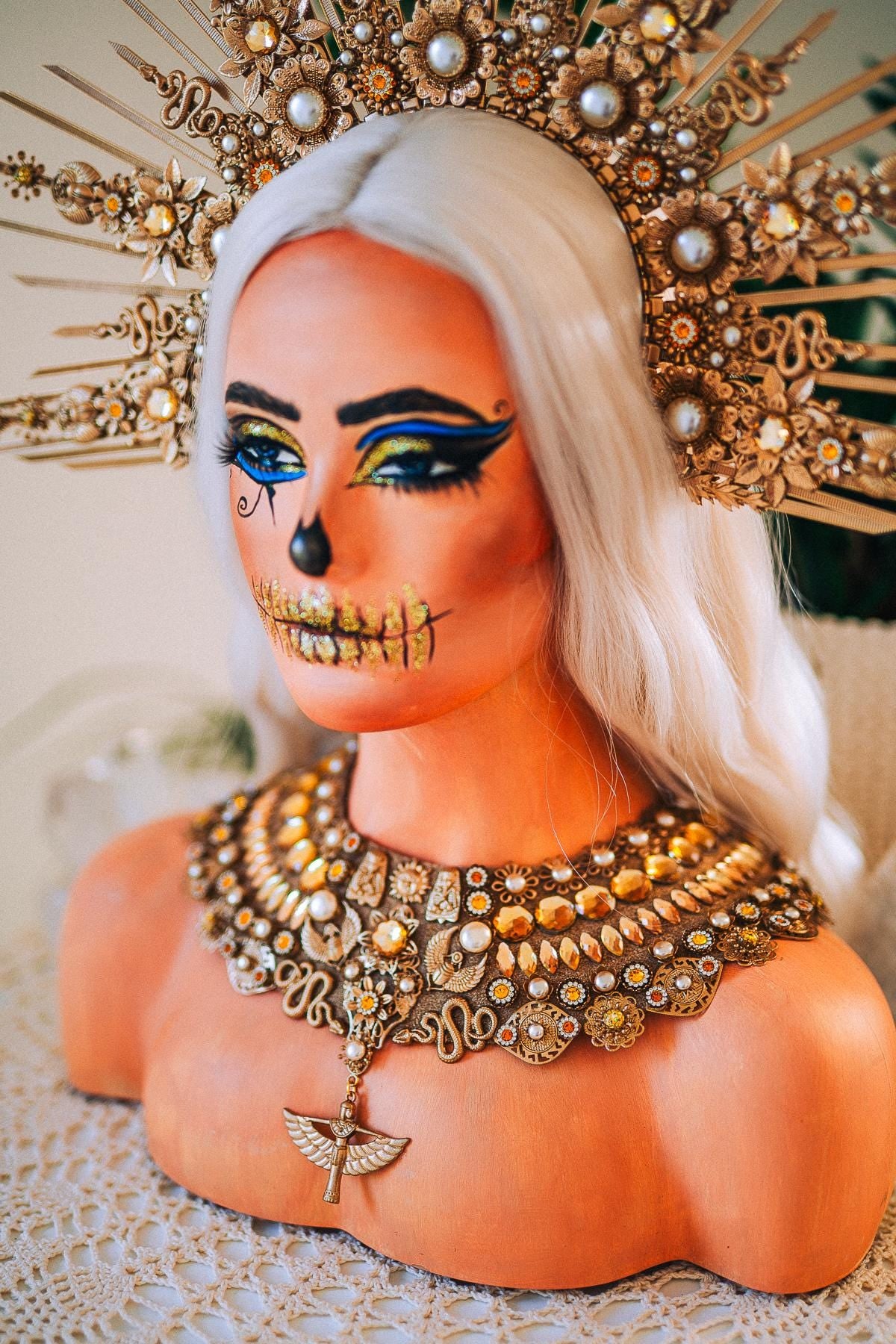 Gold Cleopatra Necklace – Egyptian Goddess Statement Collar
