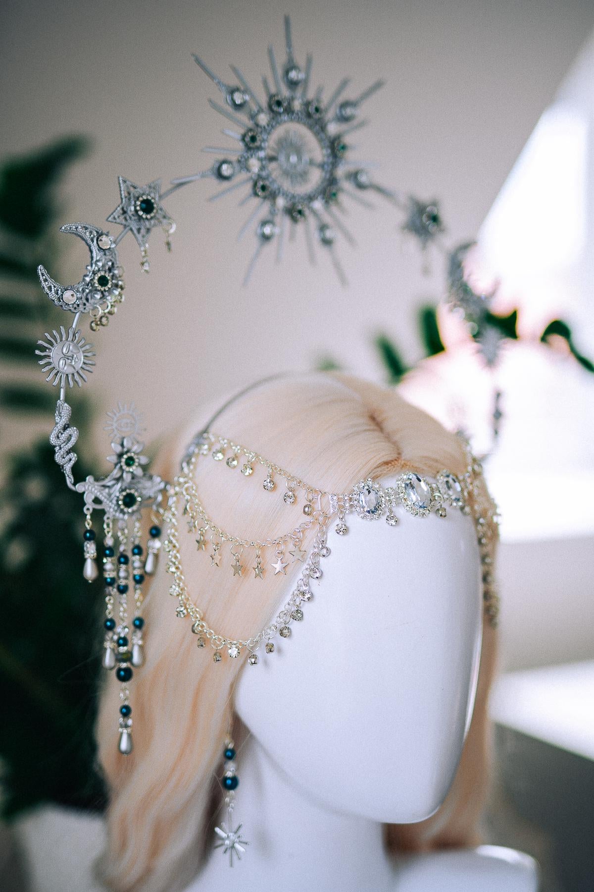 Silver Celestial Halo Crown, Moon and Stars Headpiece, Emerald Crystal Crown, Boho Goddess Tiara, Fantasy Festival Headpiece